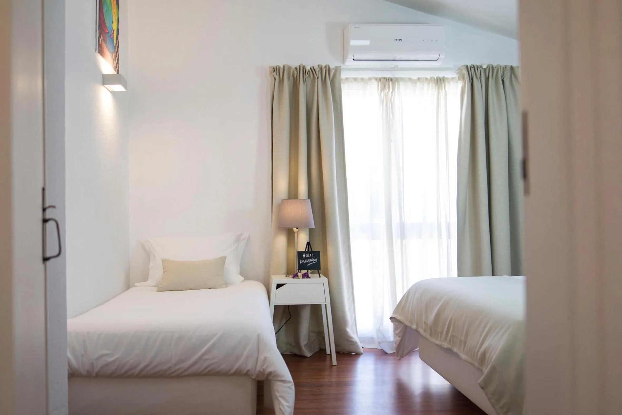 Bedroom, Bed in Art 4 You Cascais Suites