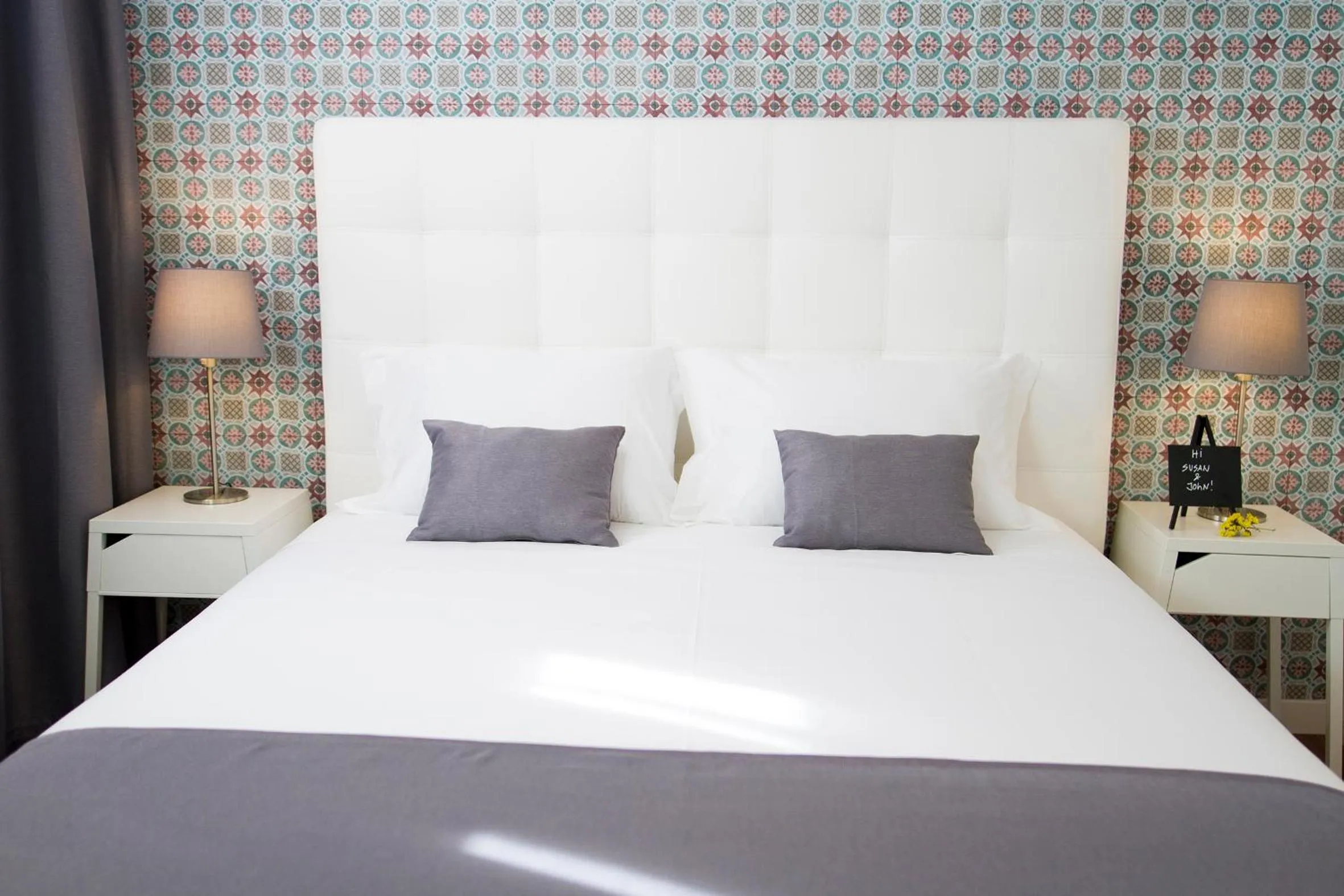 Bedroom, Bed in Art 4 You Cascais Suites
