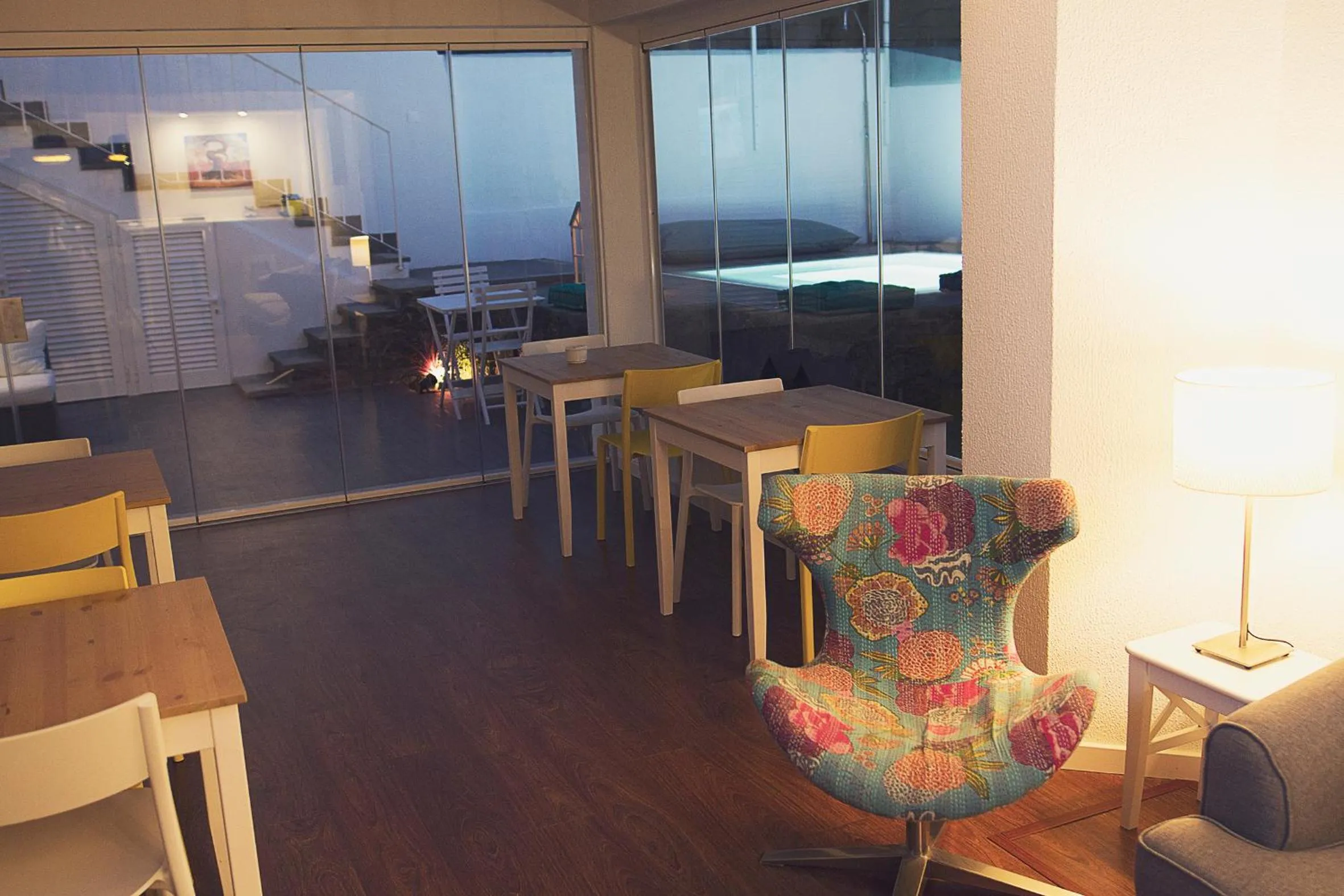 Communal lounge/ TV room in Art 4 You Cascais Suites