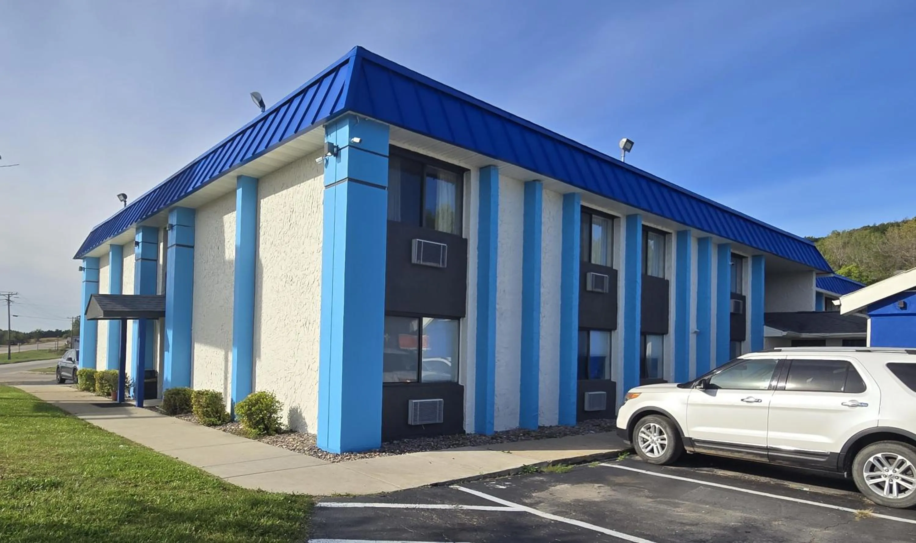 Days Inn by Wyndham Portage Cascade Mountain area