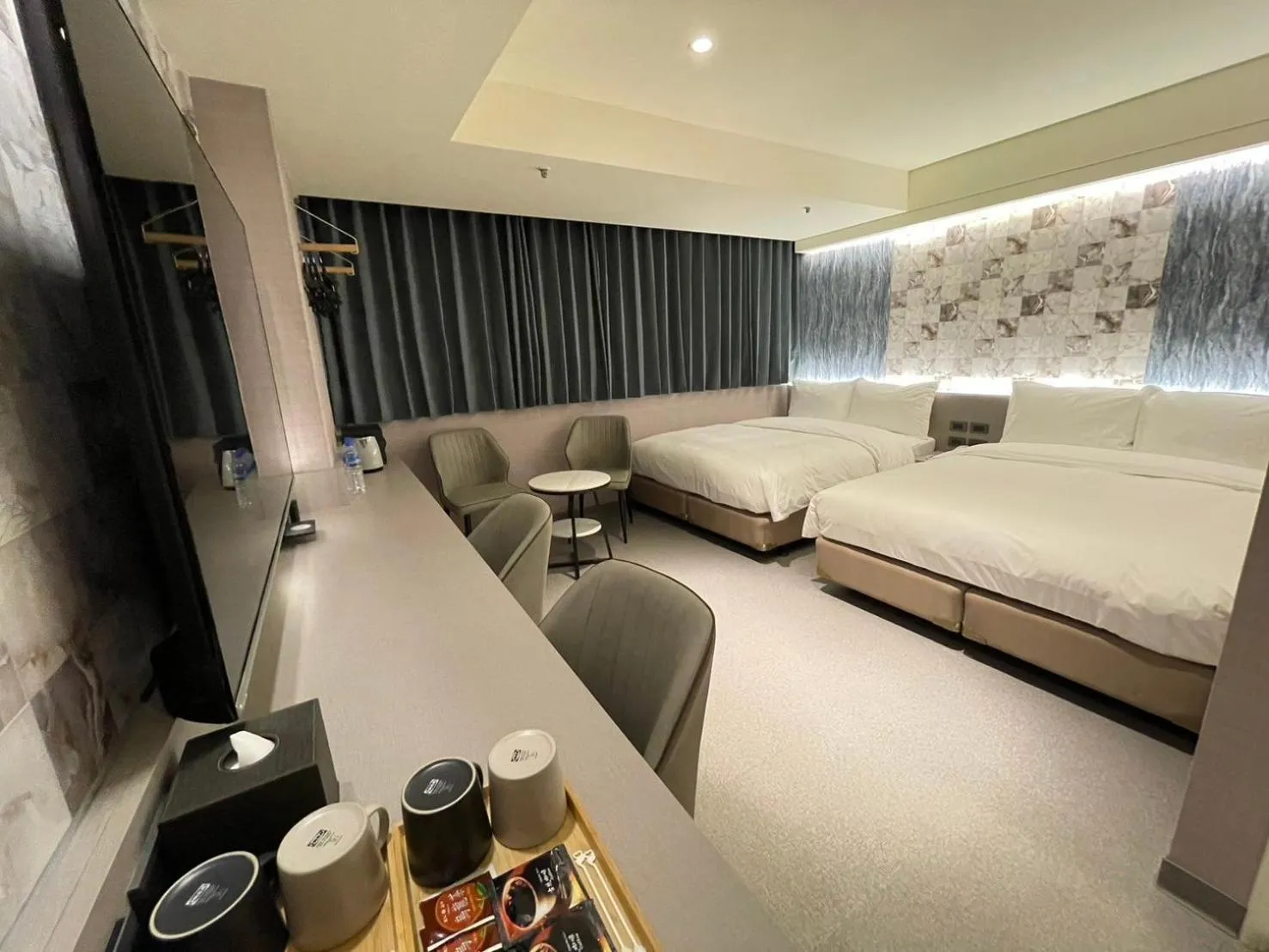 Photo of the whole room, Bed in 新仕飯店-New City Hotel