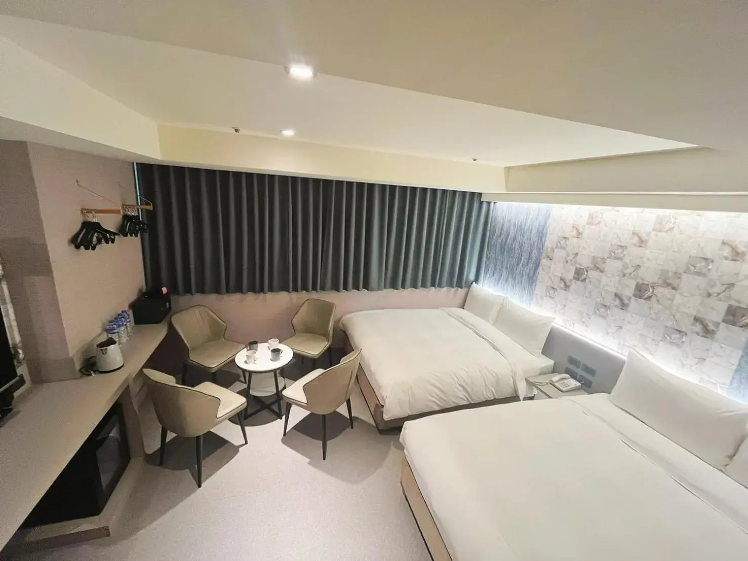 Photo of the whole room, Bed in 新仕飯店-New City Hotel Photo of the whole room, Bed in 新仕飯店-New City Hotel