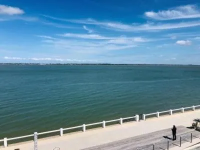 Sea view in Le Homard Bleu