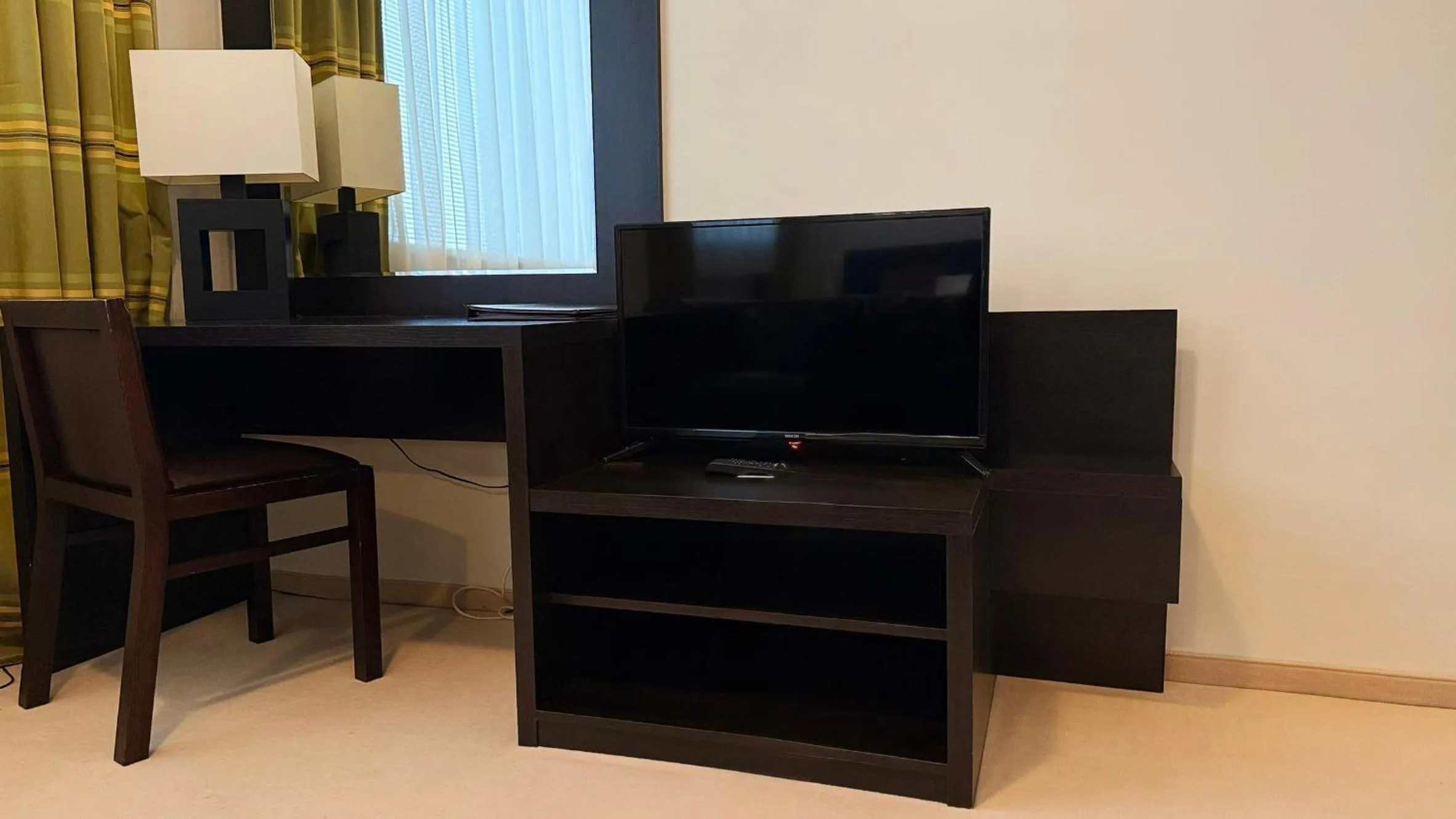 TV and multimedia in Aston Hotel