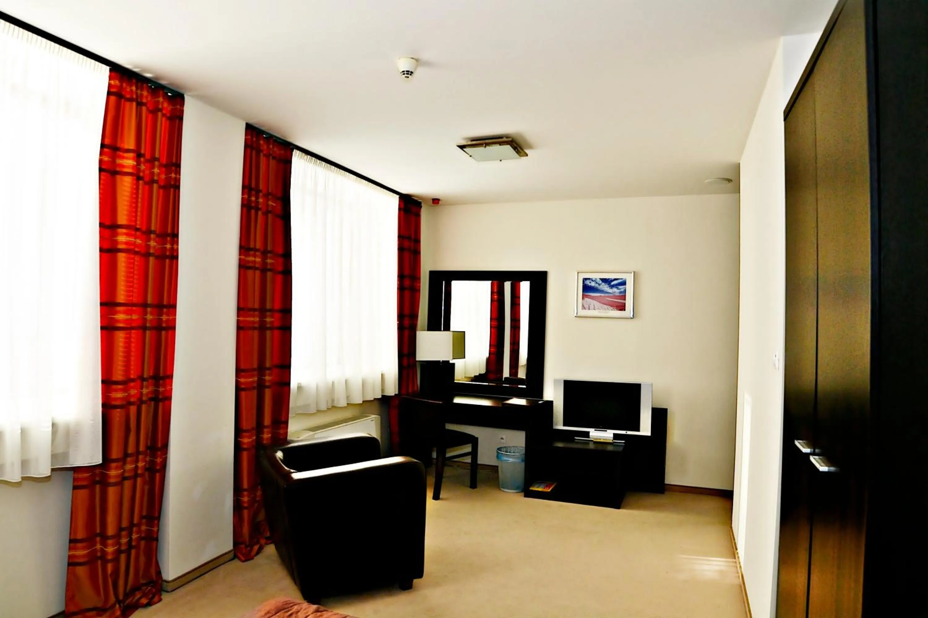 Photo of the whole room in Aston Hotel