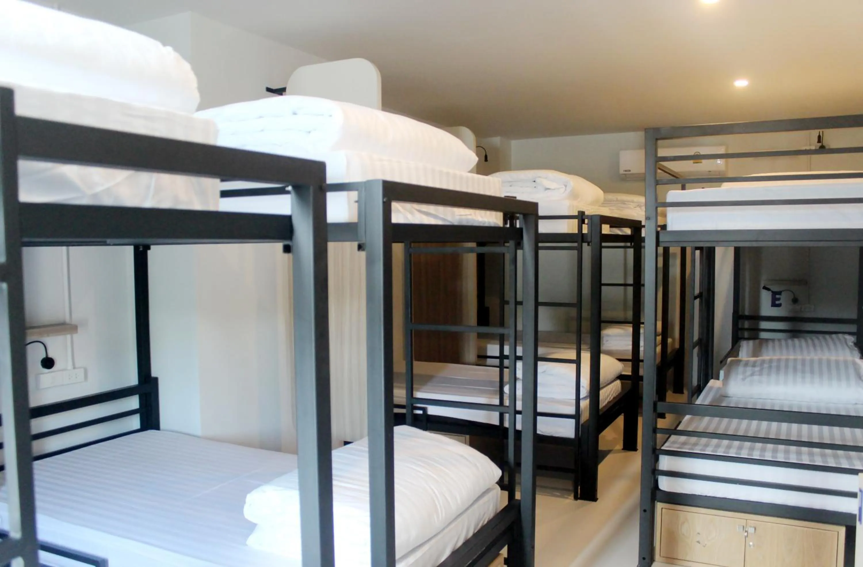 Bed in Phuket Marine Poshtel - SHA Plus