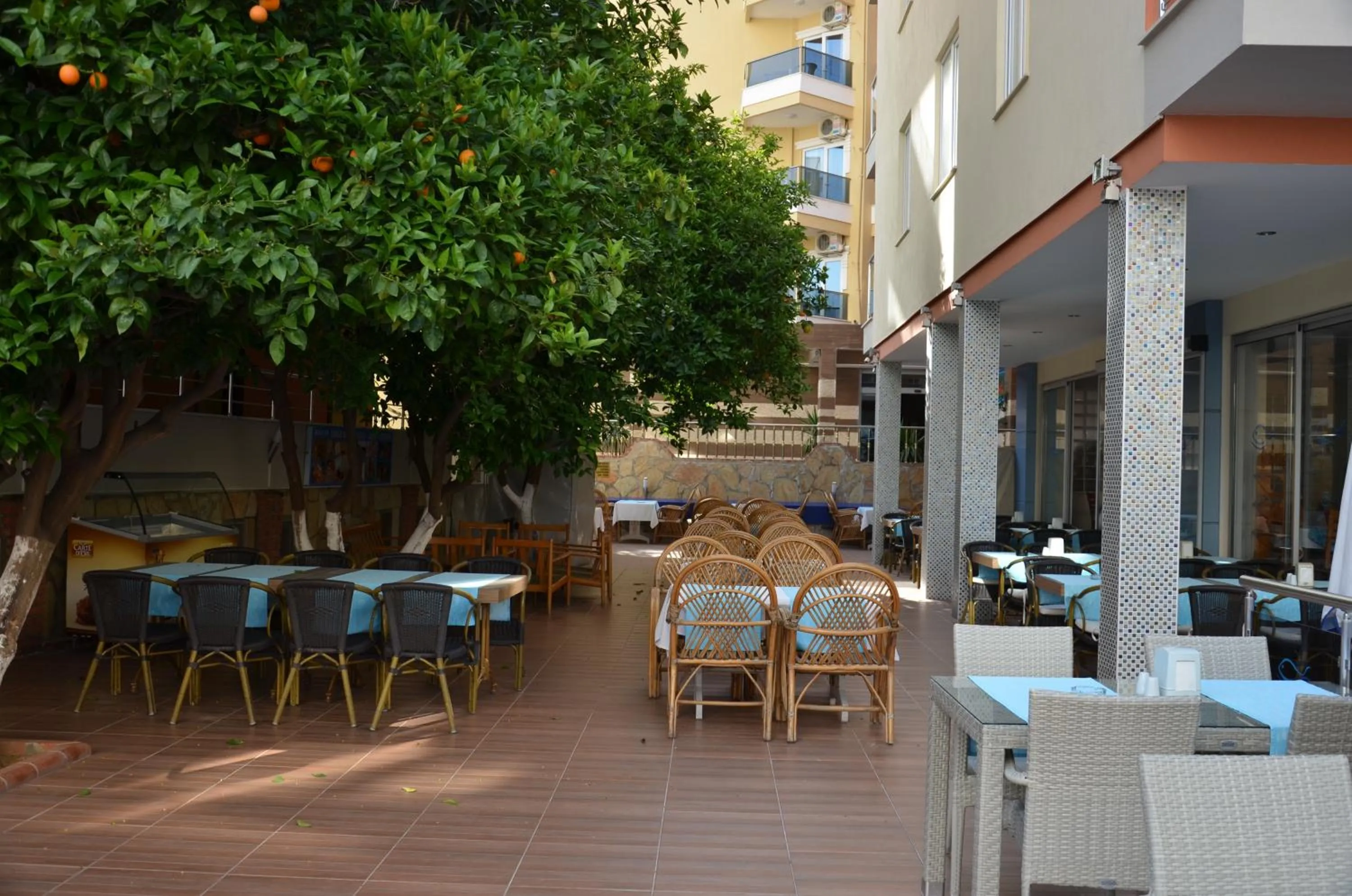 Restaurant/places to eat in Kleopatra Balik Hotel