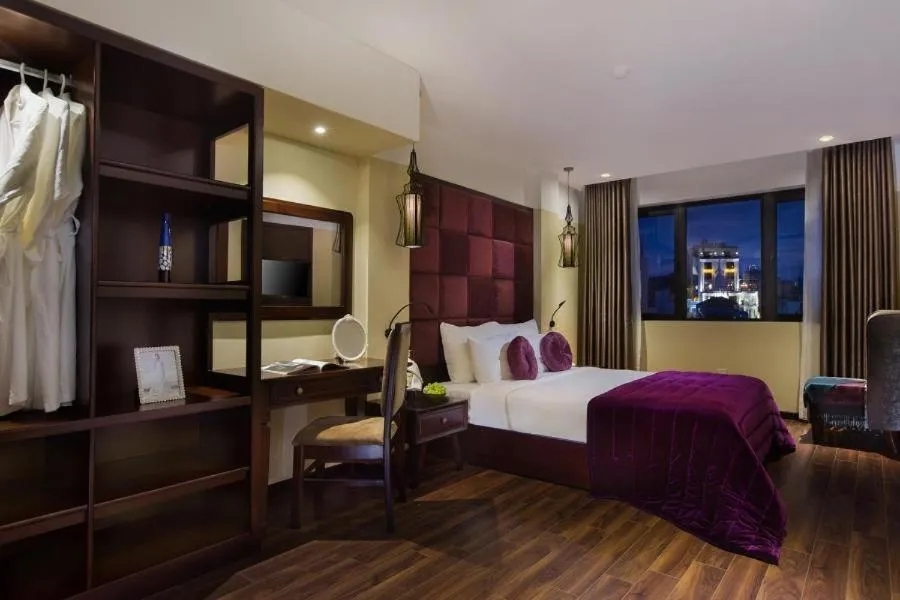 Bed in Ambassador Hanoi Hotel & Spa