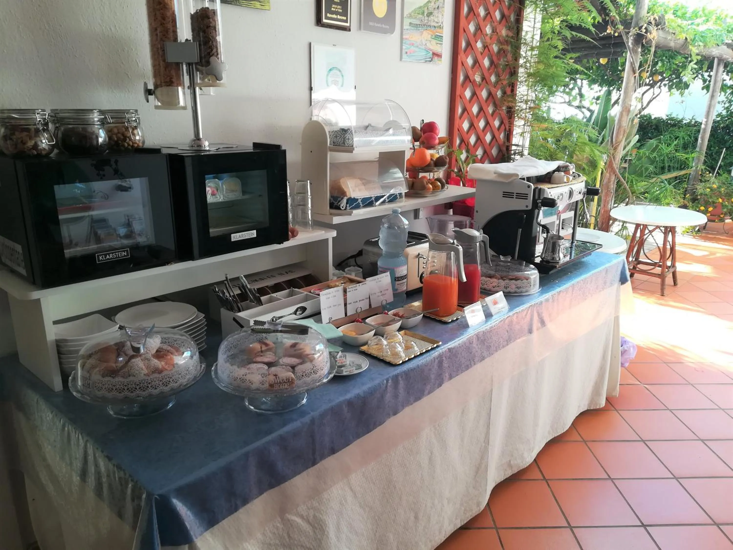 Breakfast in B&B Ravello Rooms