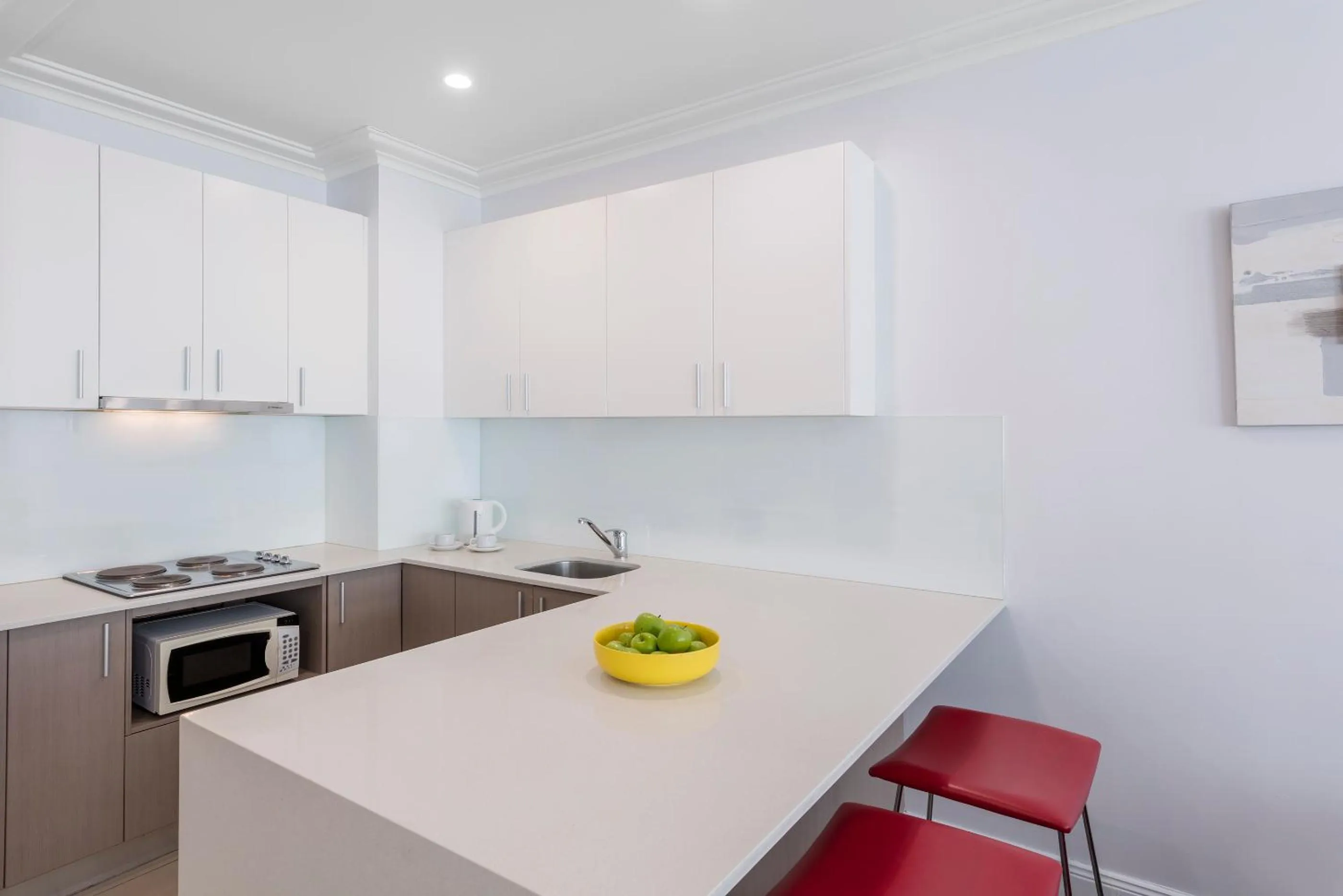 Kitchen or kitchenette in Nesuto Woolloomooloo