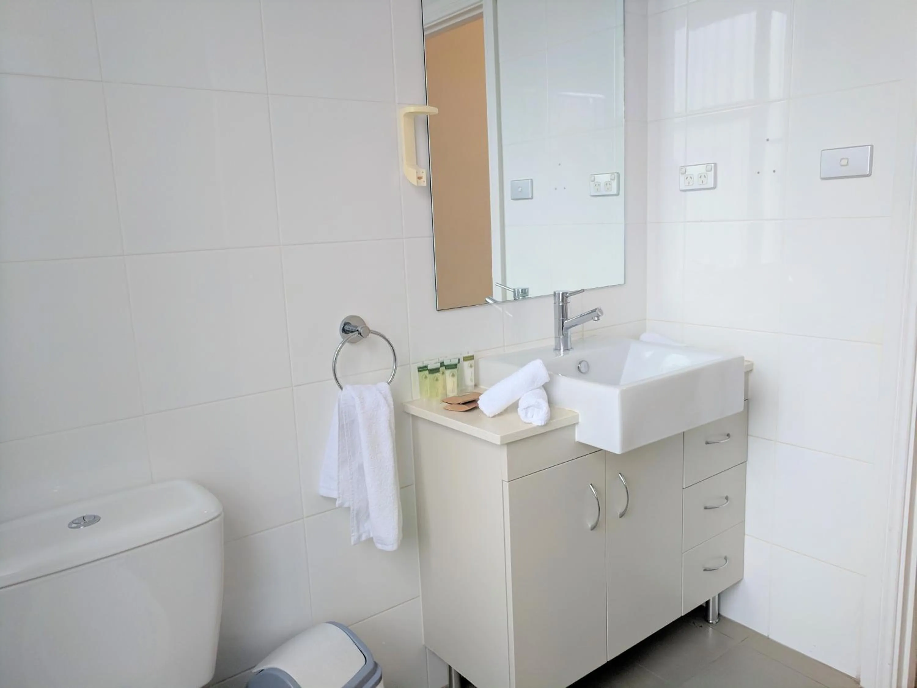 Bathroom in Nesuto Woolloomooloo