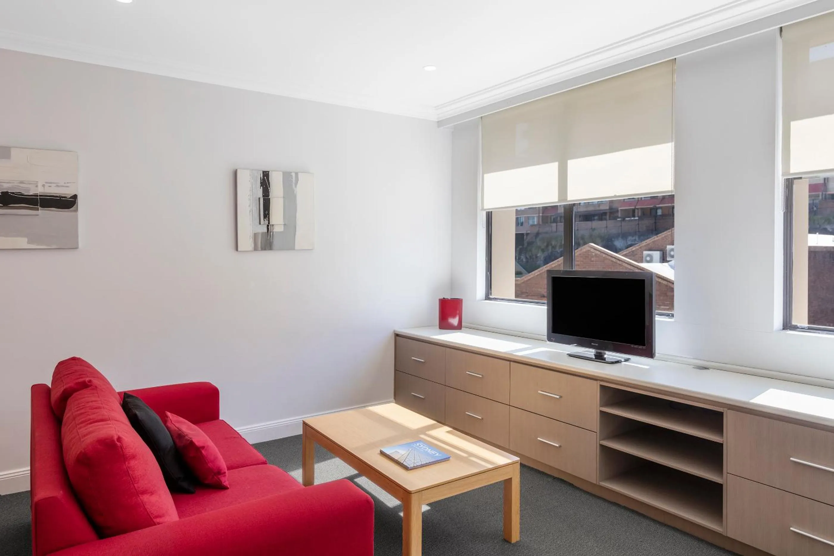 Living room in Nesuto Woolloomooloo