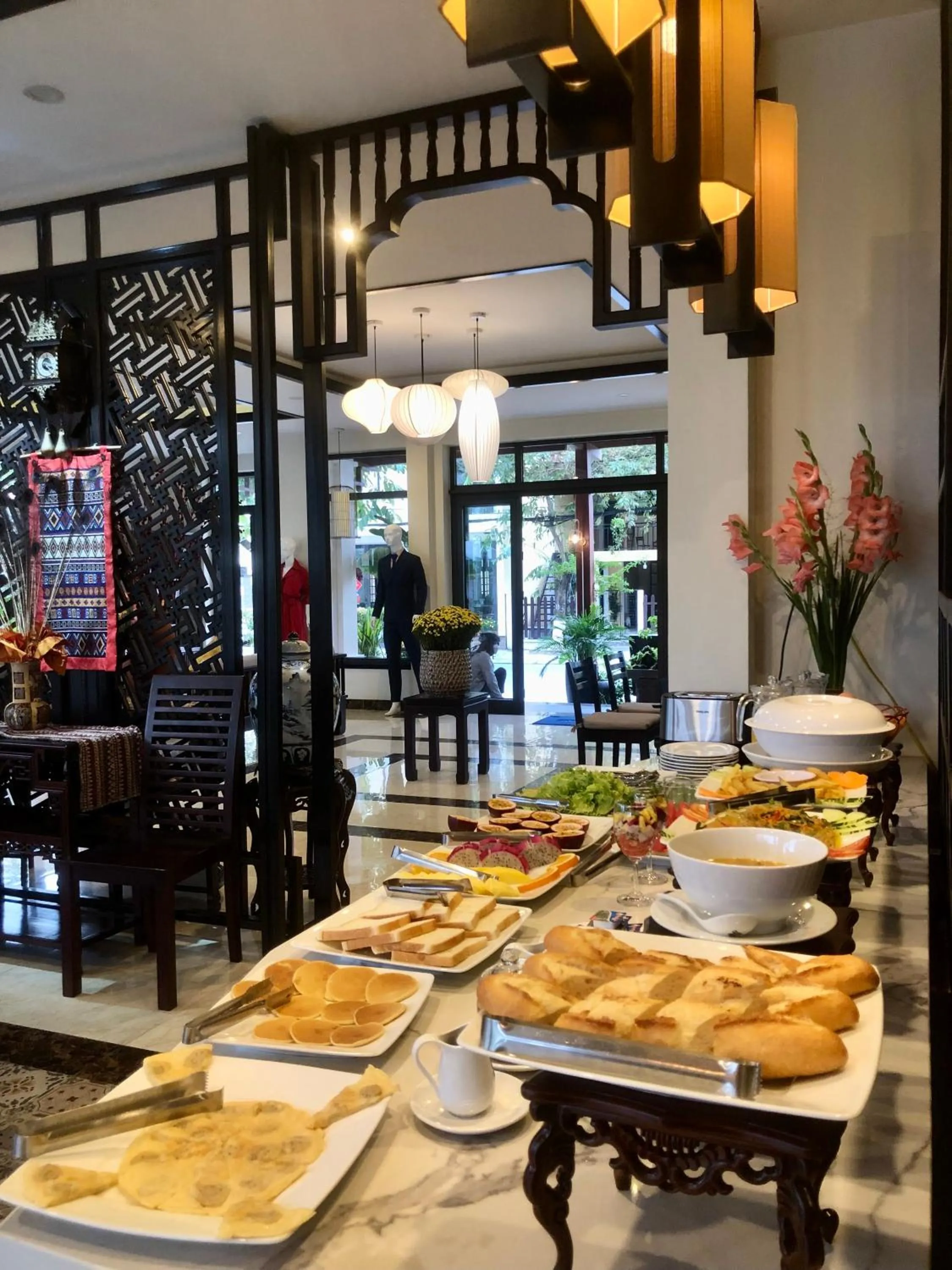 Breakfast in The Quin Riverside Villa