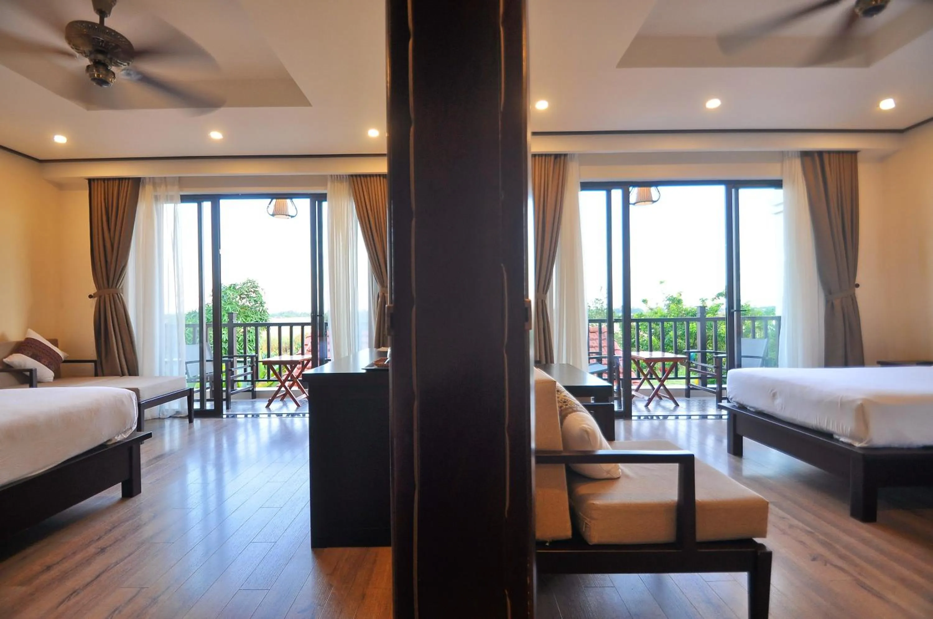 Photo of the whole room, Bed in The Quin Riverside Villa