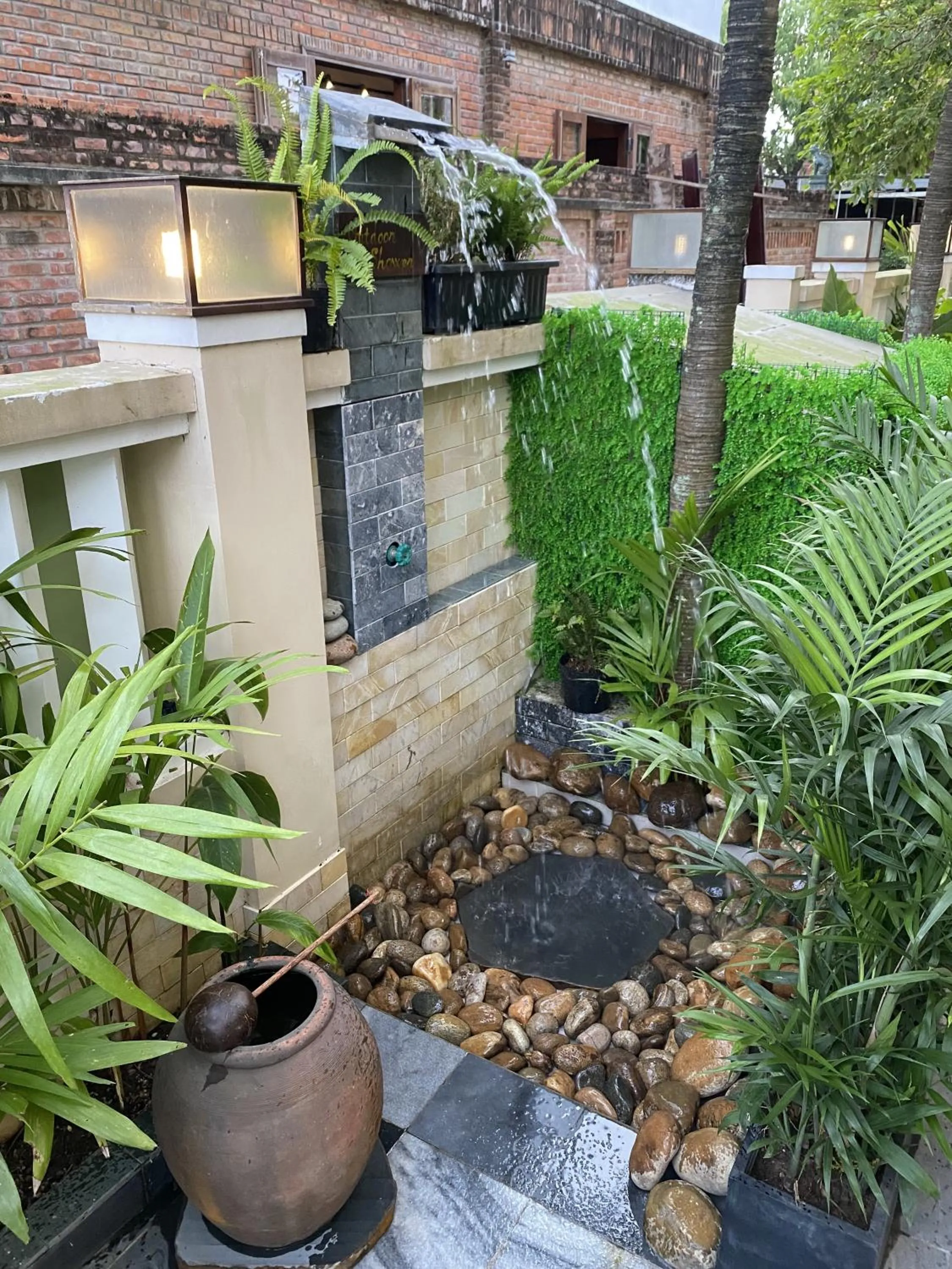 Swimming pool in The Quin Riverside Villa
