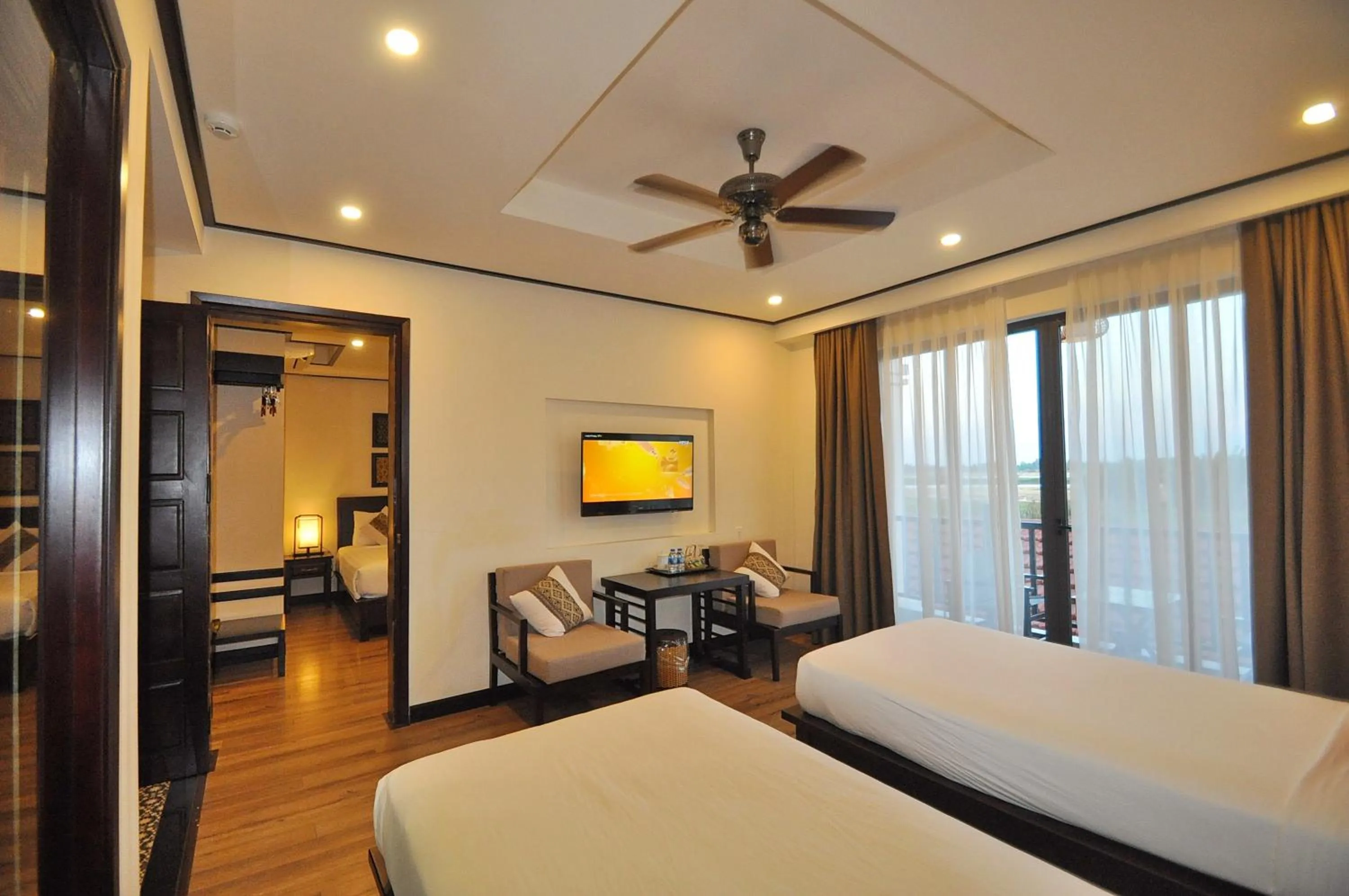 Photo of the whole room, Bed in The Quin Riverside Villa