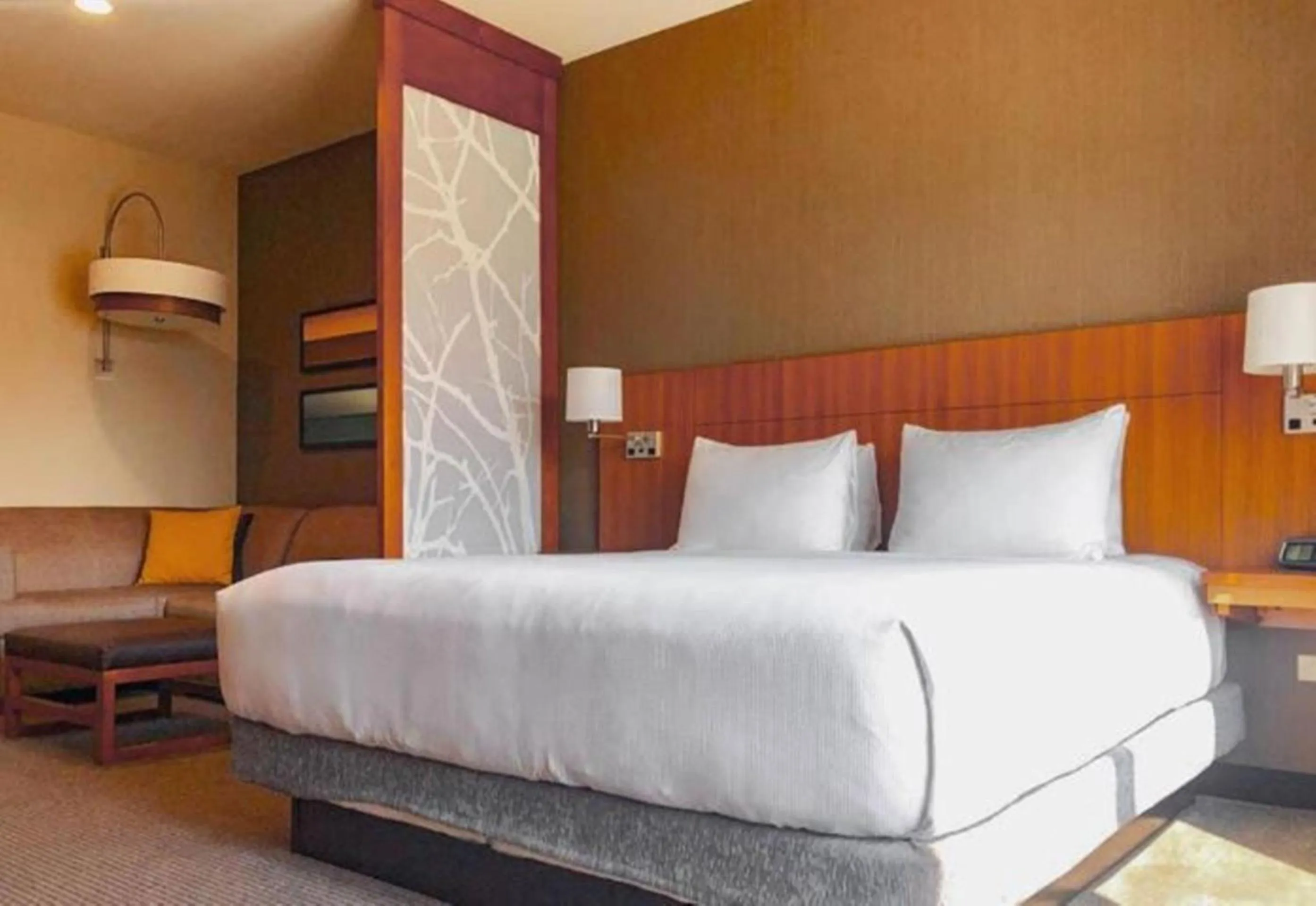 Bed in Hyatt Place Houston- Northwest/Cy-Fair