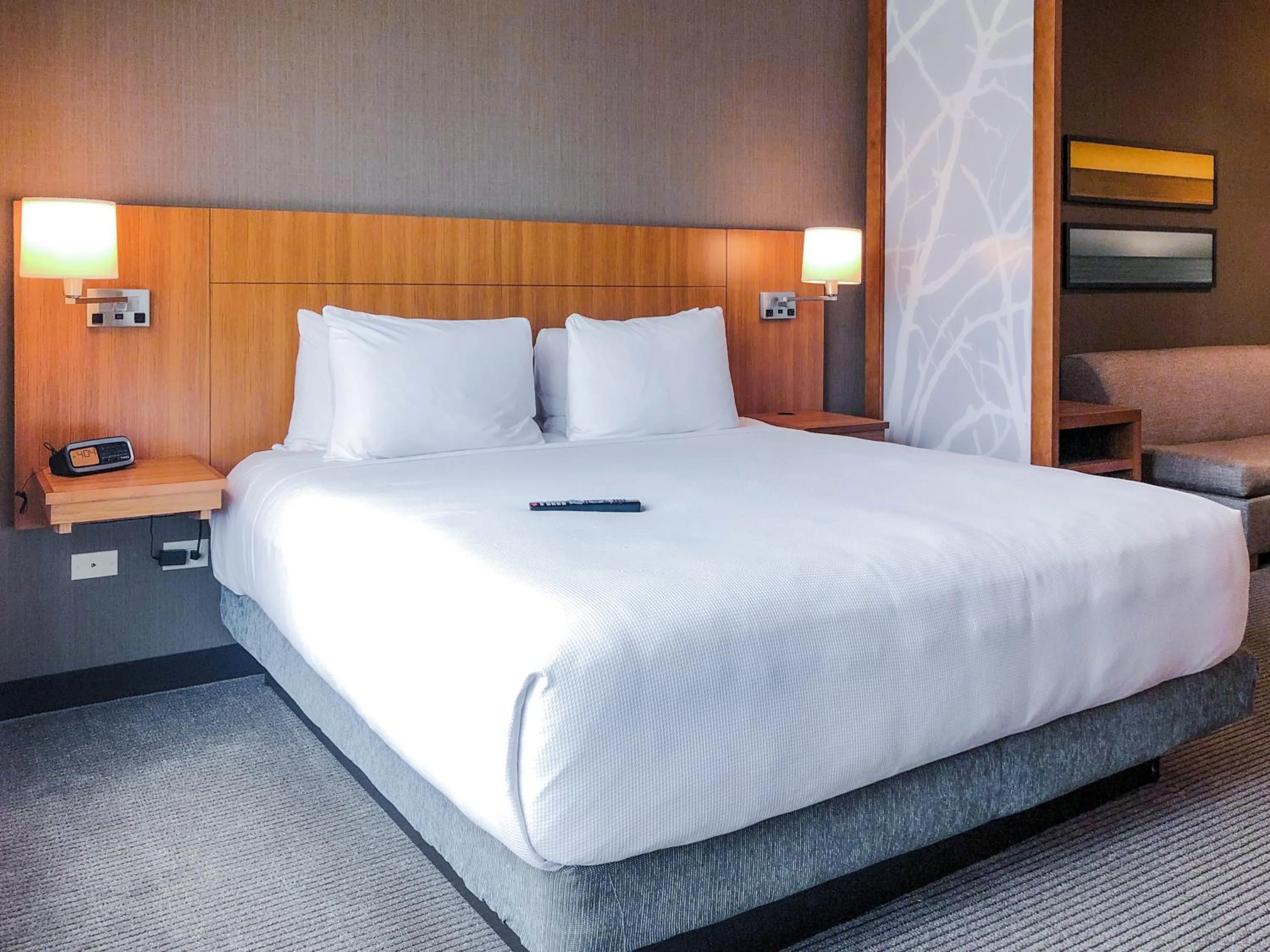 Bed in Hyatt Place Houston- Northwest/Cy-Fair