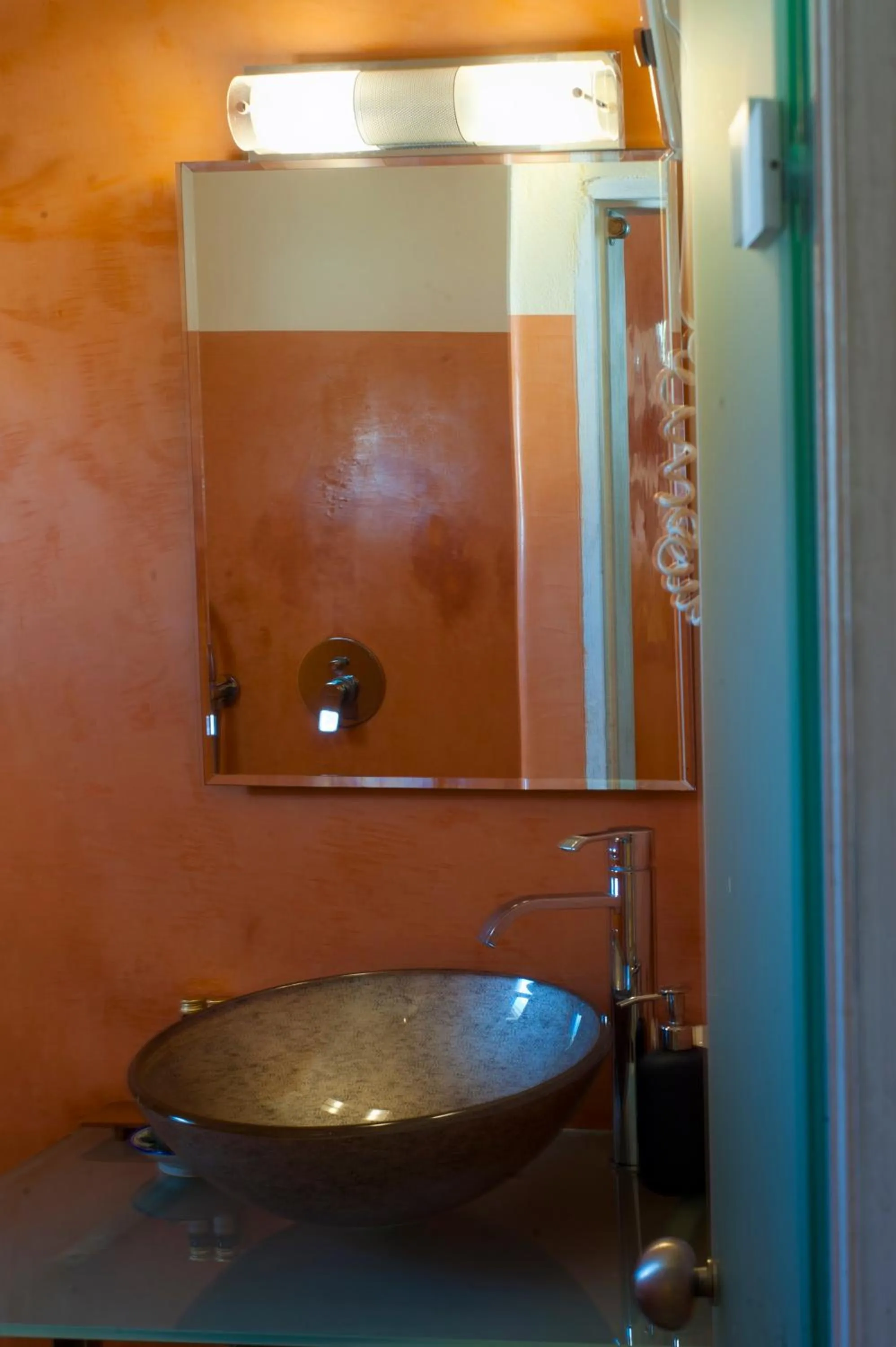 Bathroom in Heliophos Boutique Caves