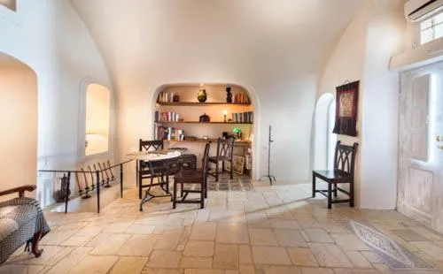 Library in Heliophos Boutique Caves