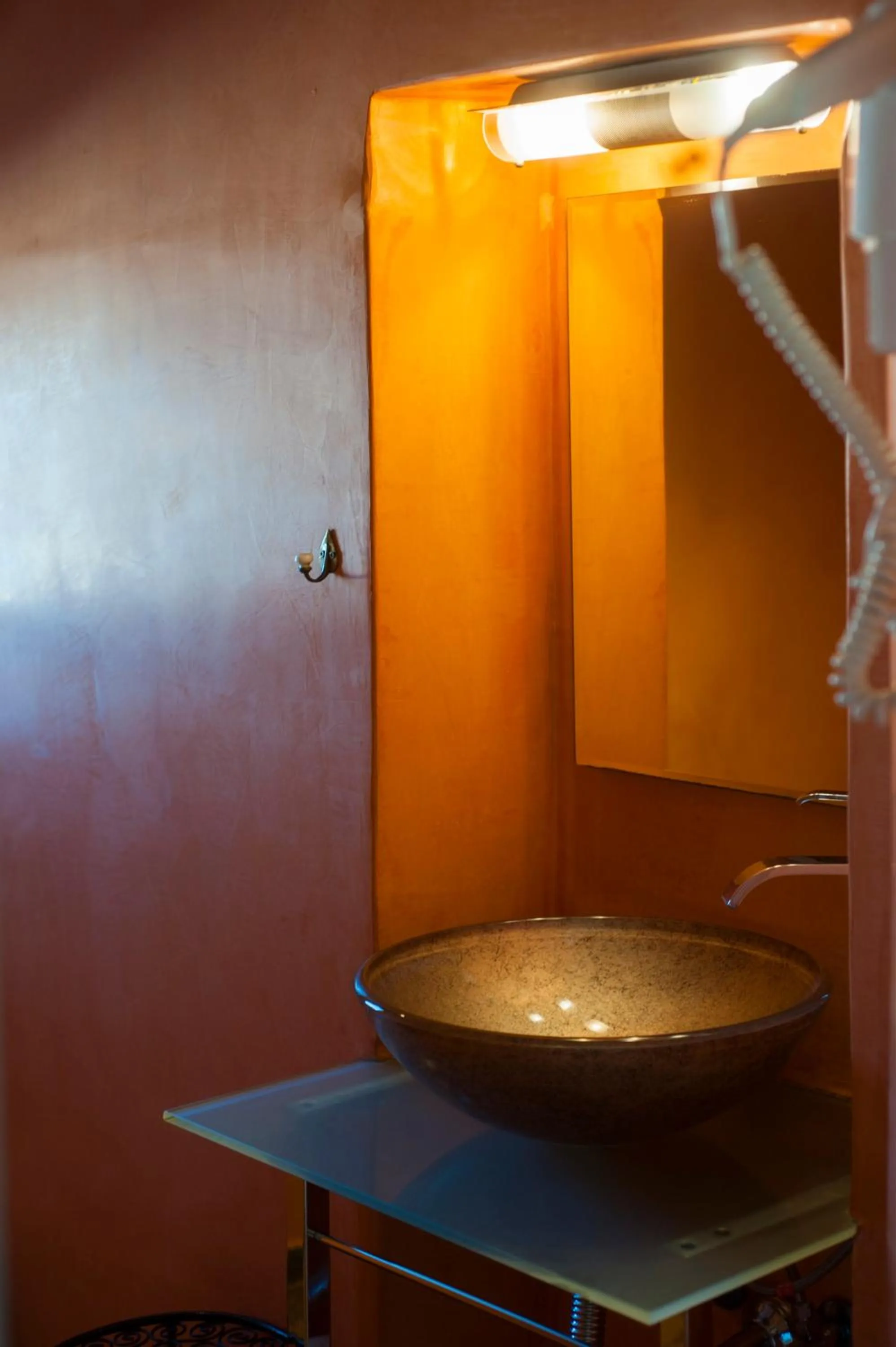 Bathroom in Heliophos Boutique Caves