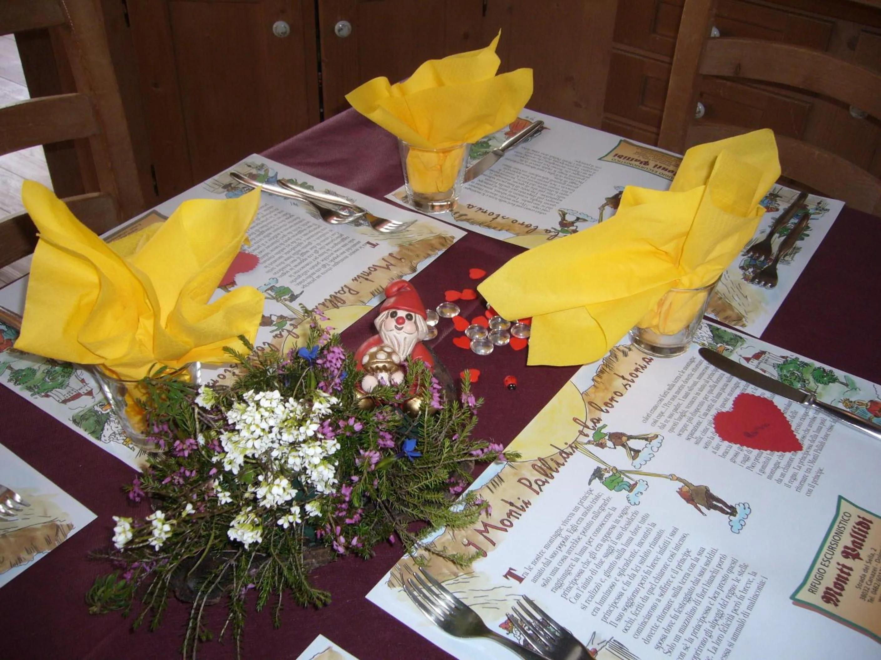 Restaurant/places to eat in Rifugio Monti Pallidi