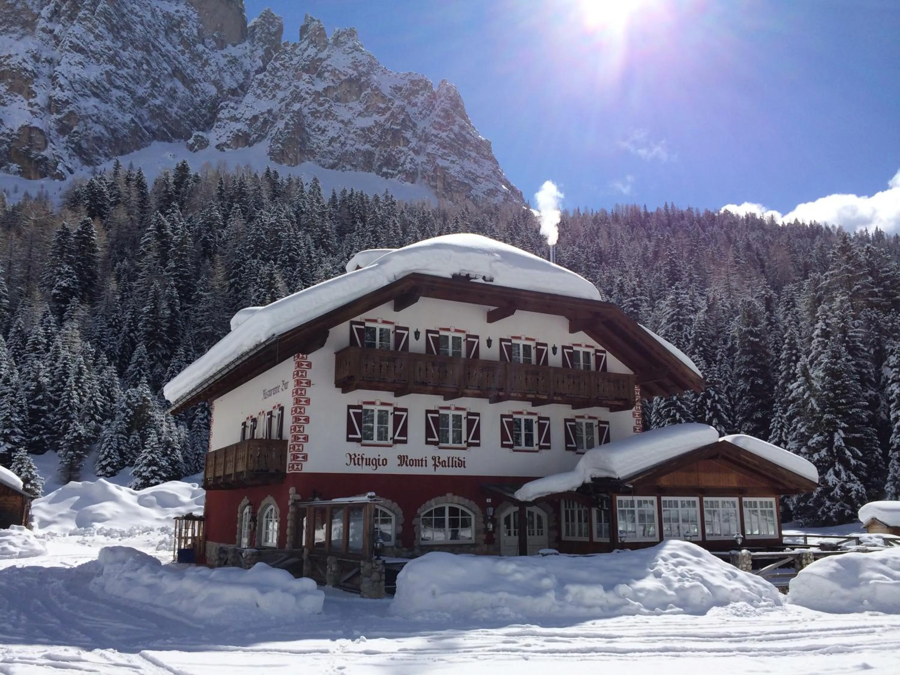 Property building in Rifugio Monti Pallidi