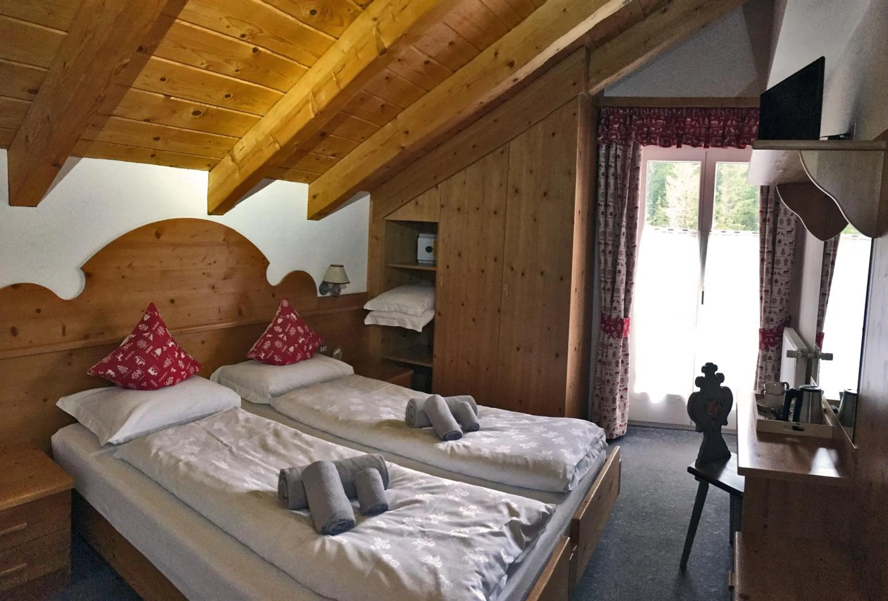Photo of the whole room, Bed in Rifugio Monti Pallidi