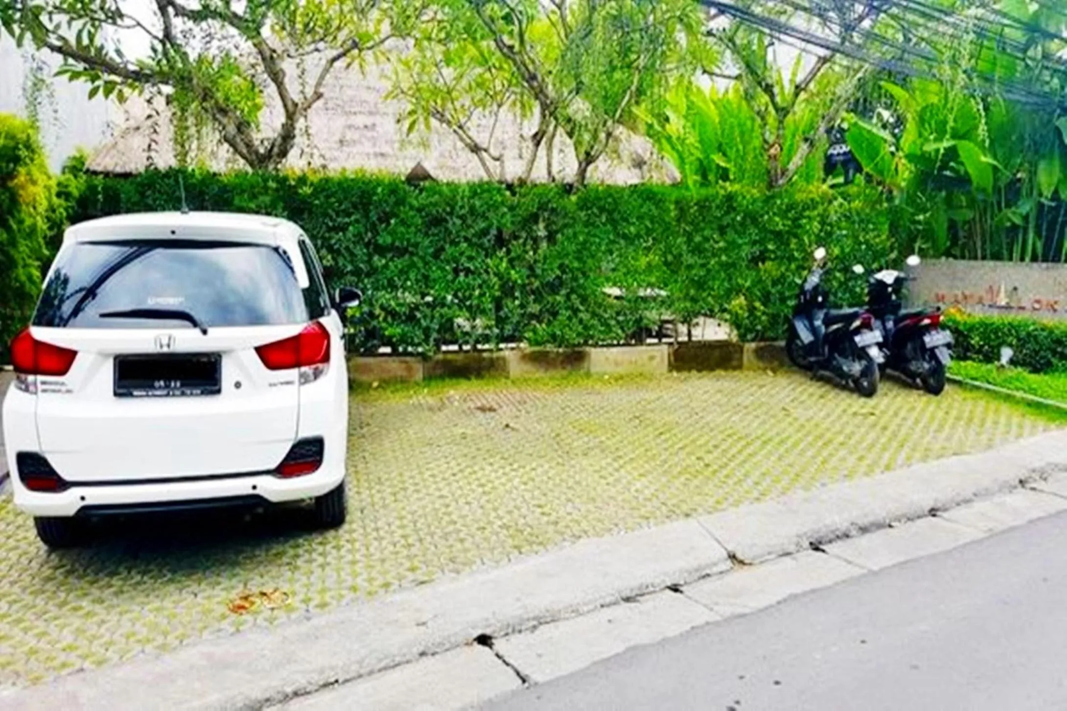 Property building in Mayaloka Villas Seminyak