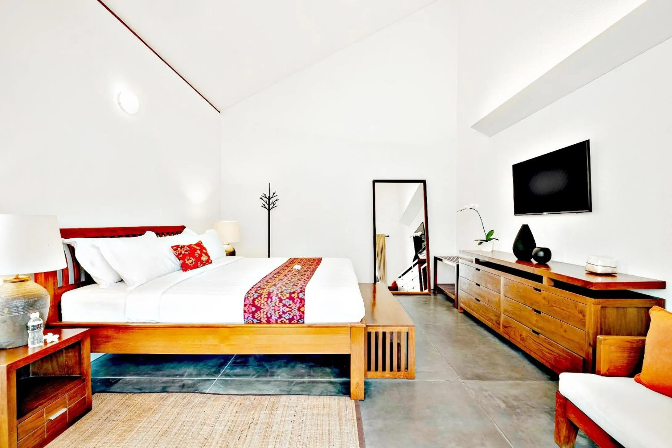 Bed in Mayaloka Villas Seminyak