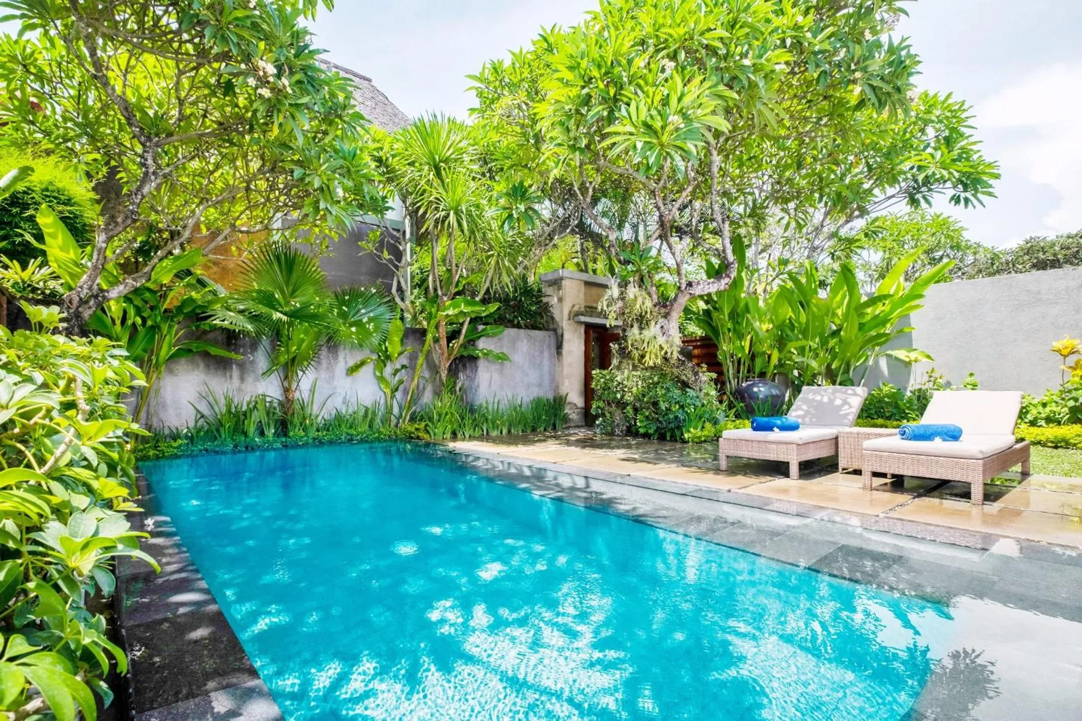 Spring in Mayaloka Villas Seminyak