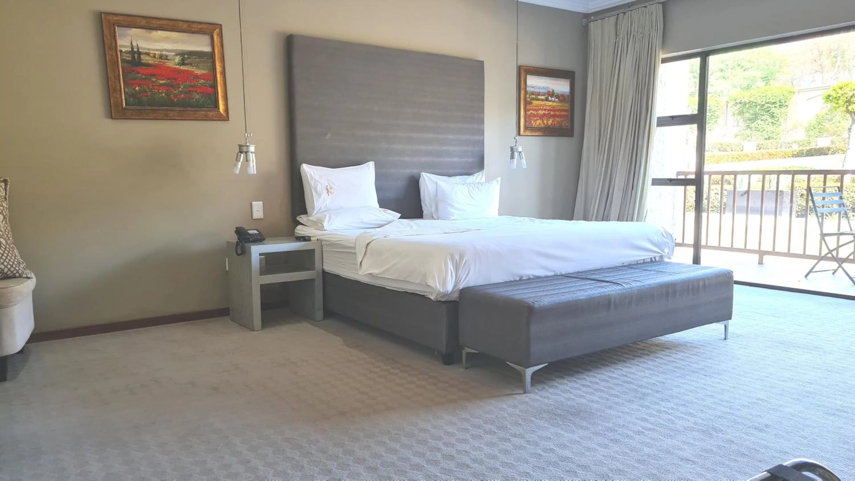 Bed in St Andrews Hotel and Spa