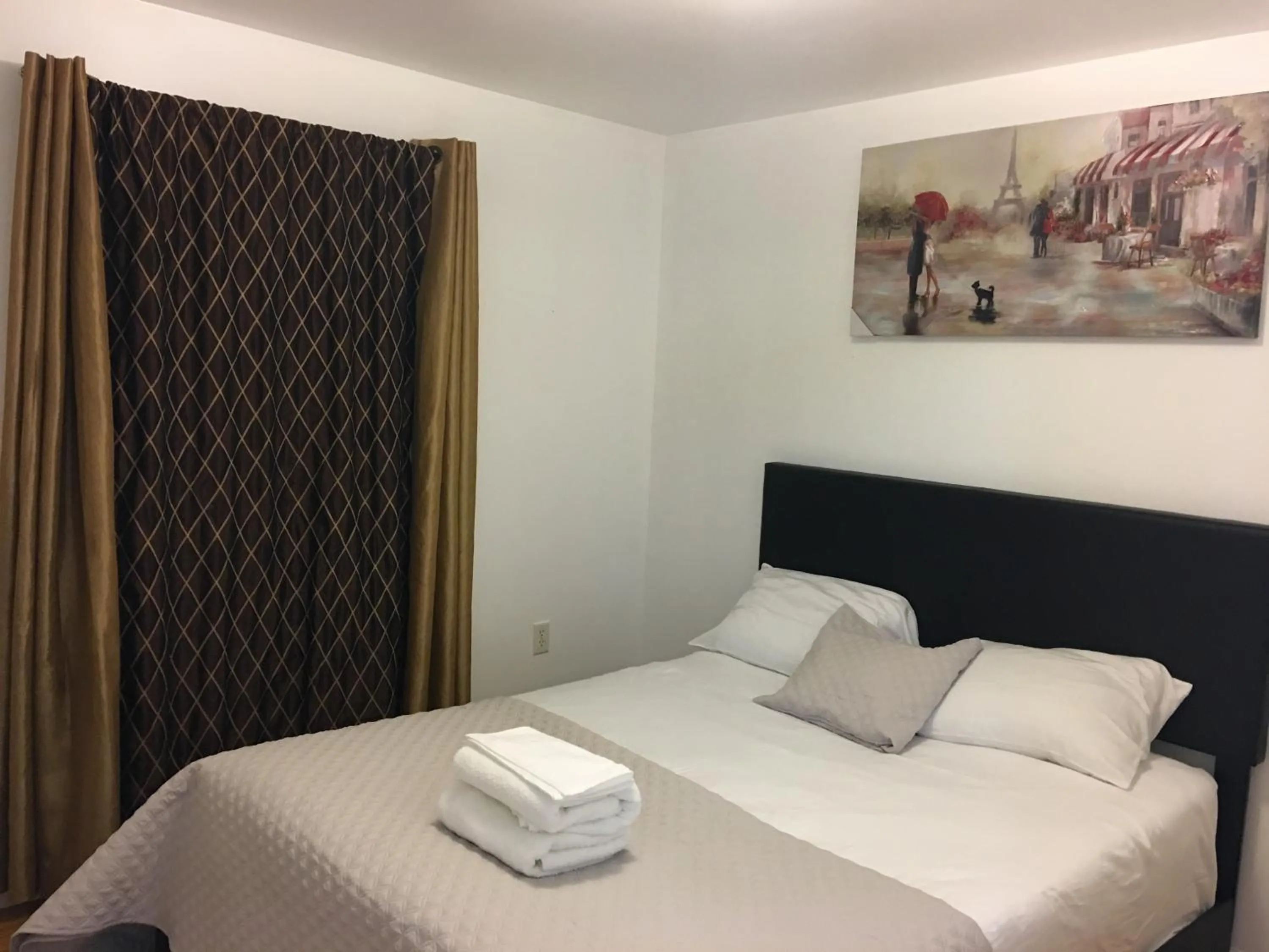 Mojoy Homesuites At Runyon