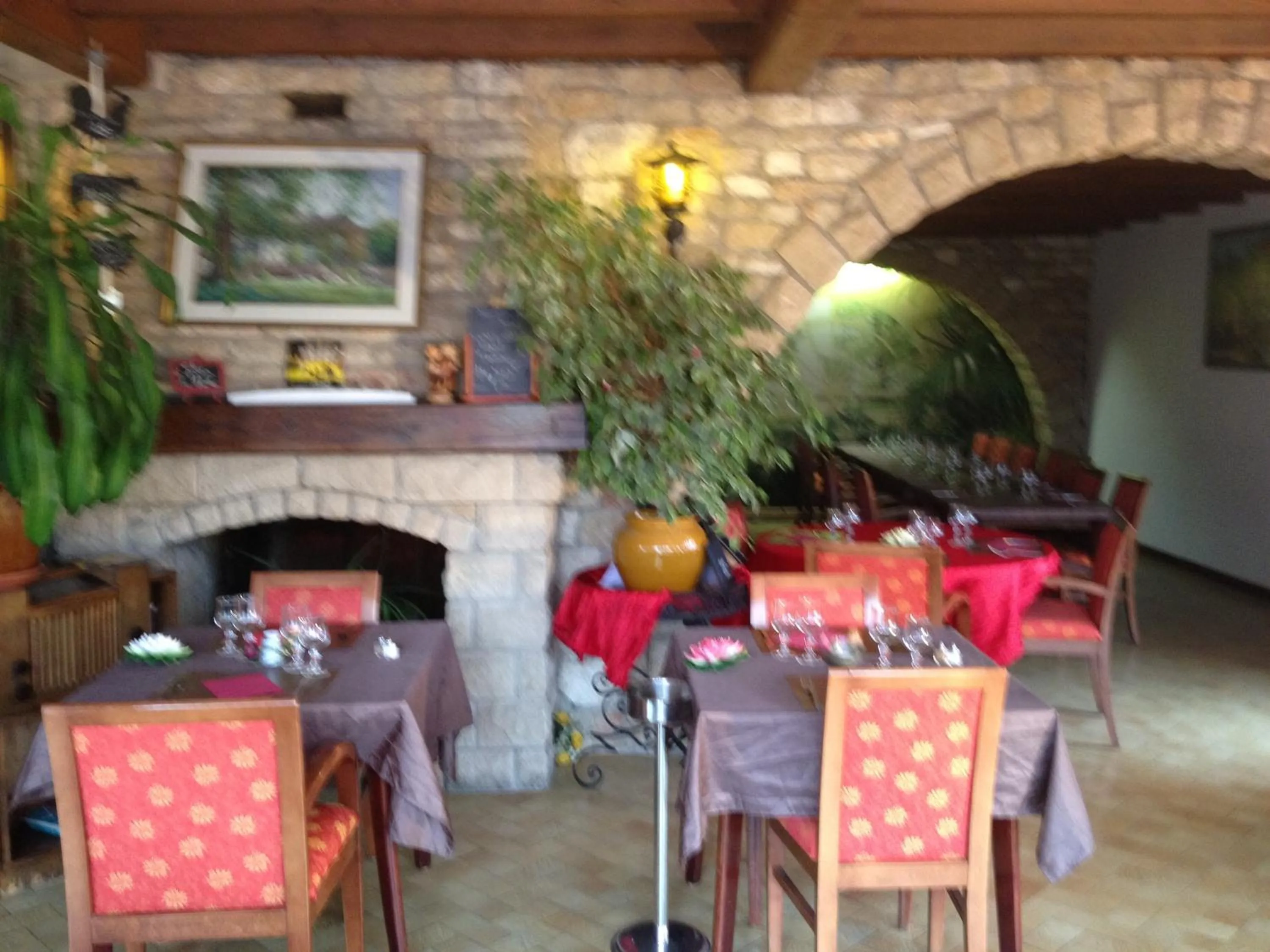 La Table Des Bons Peres