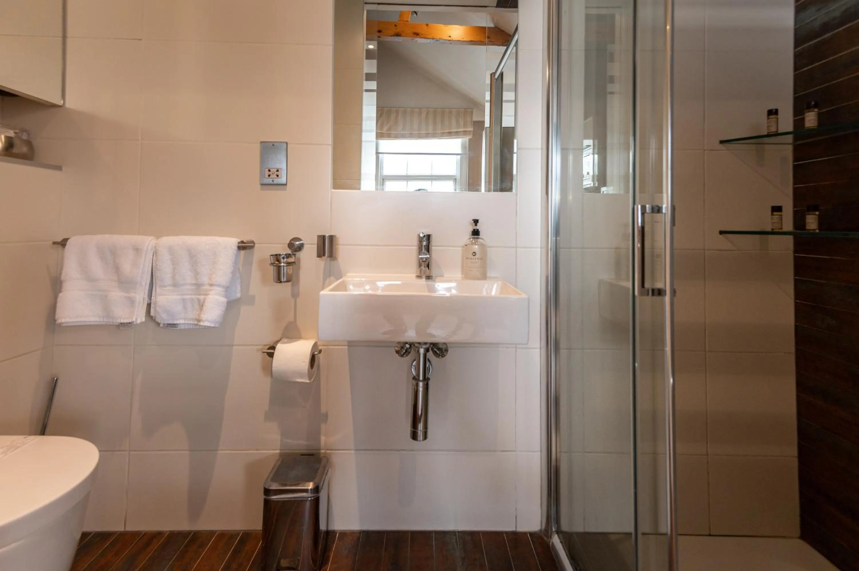 Toilet in Space ApartHotel