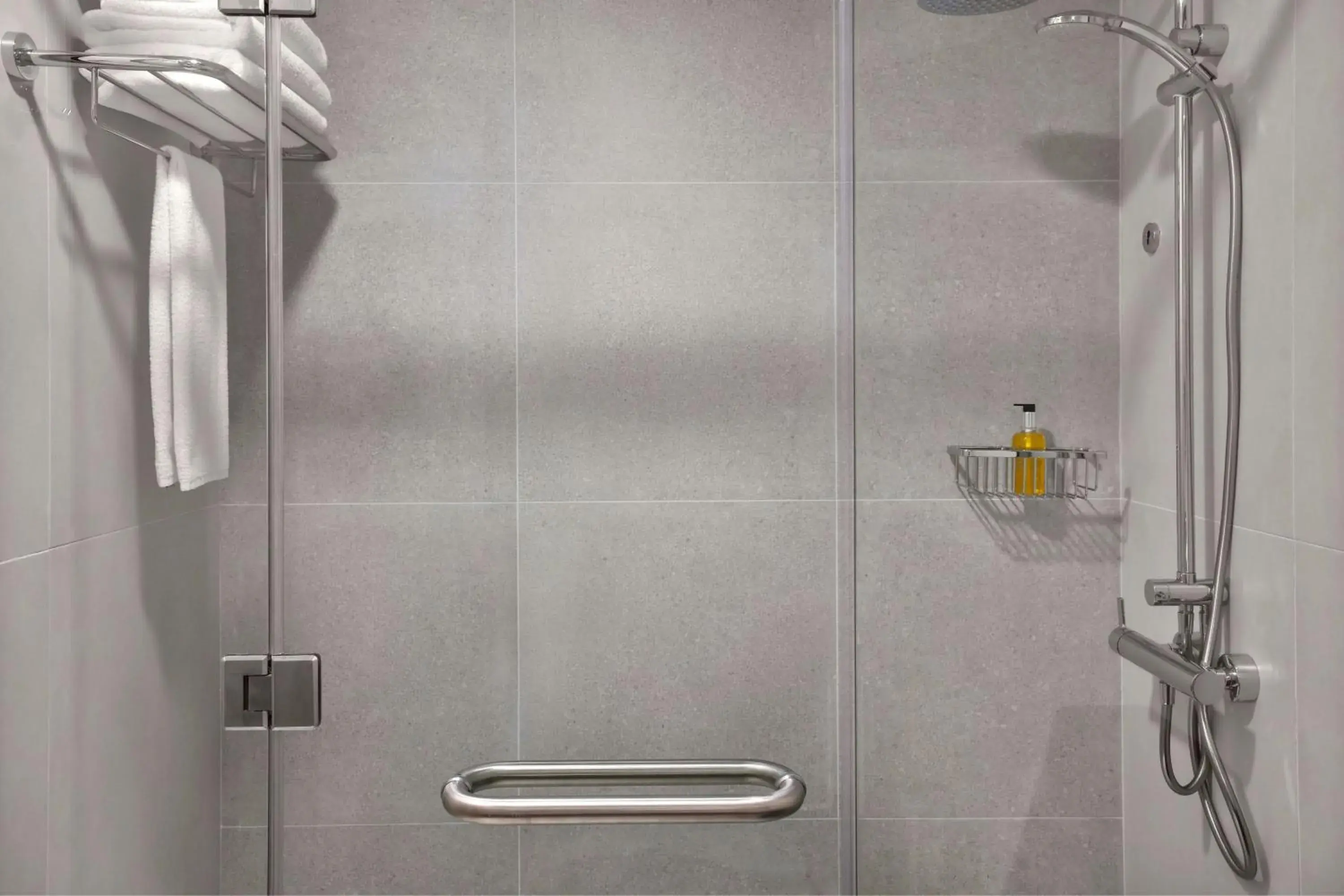 Deluxe Studio with 2 Twin / Single Beds - City View - Includes 20% Off Food & Beverage in Residence Inn by Marriott Sheikh Zayed Road, Dubai Deluxe Studio with 2 Twin / Single Beds - City View - Includes 20% Off Food & Beverage in Residence Inn by Marriott Sheikh Zayed Road, Dubai