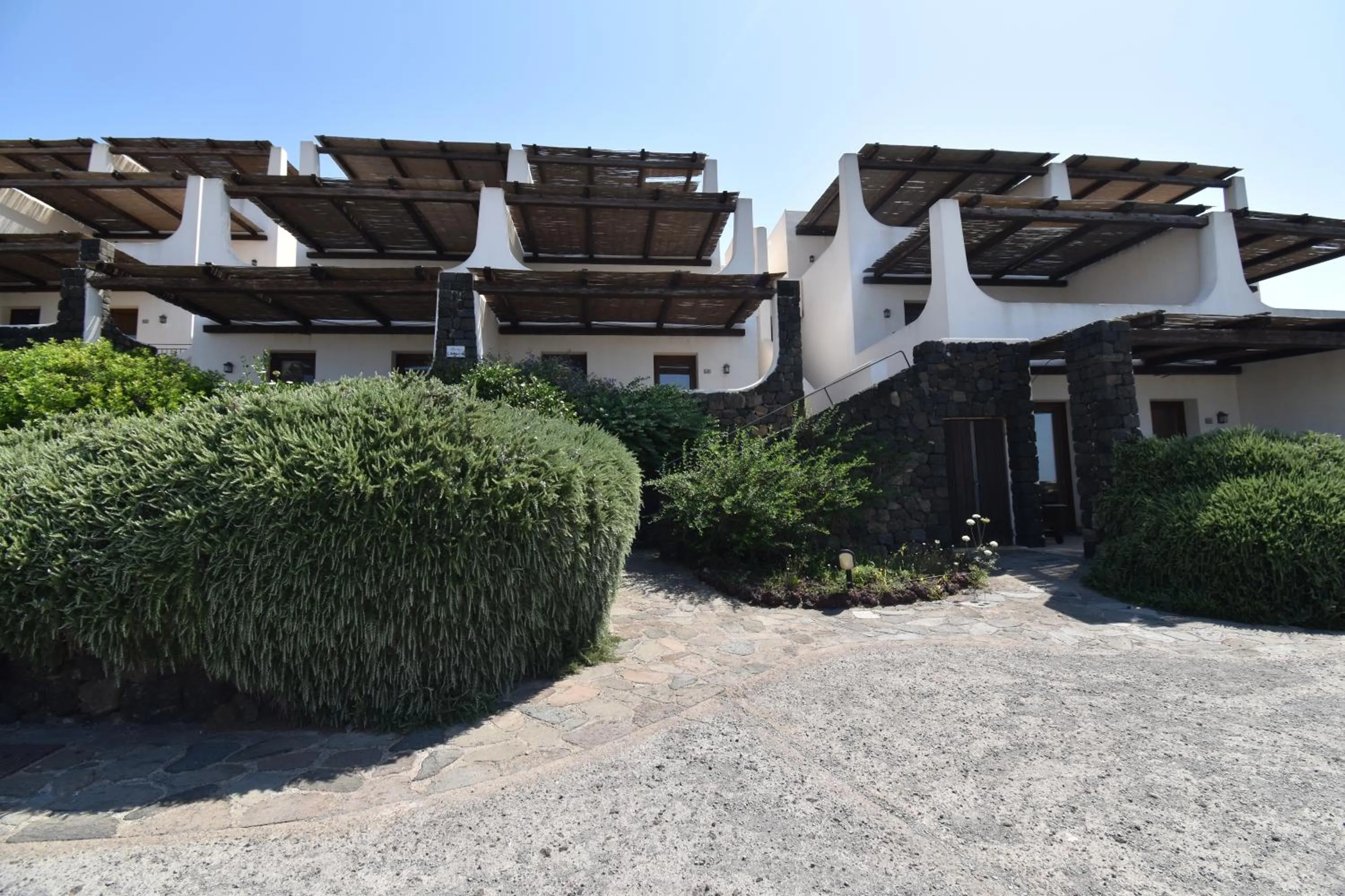 Property building in Kuddie Rosse Eco-Friendly Residence