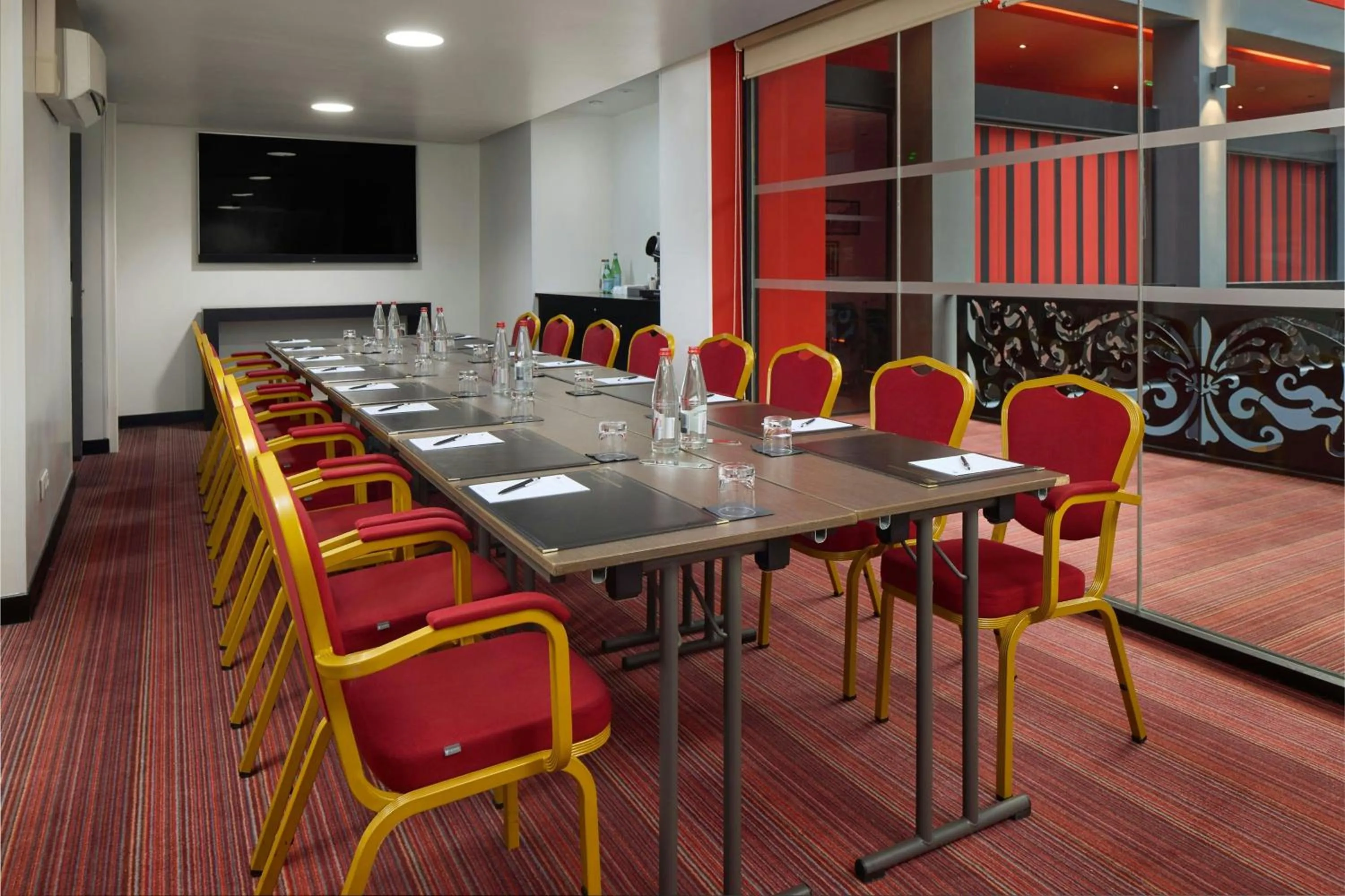 Meeting/conference room in Hôtel de Bourgtheroulde, Autograph Collection