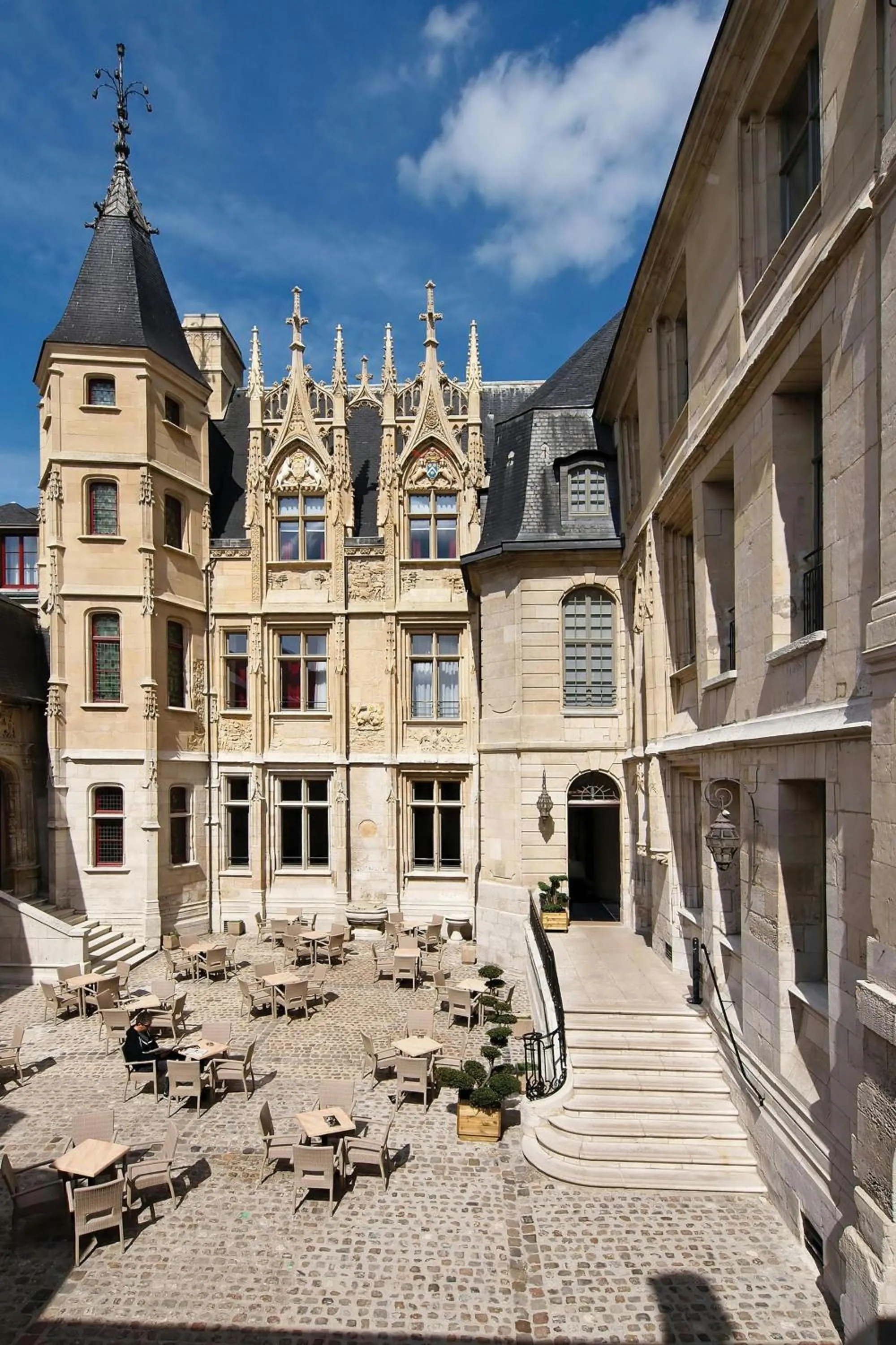 View (from property/room) in Hôtel de Bourgtheroulde, Autograph Collection