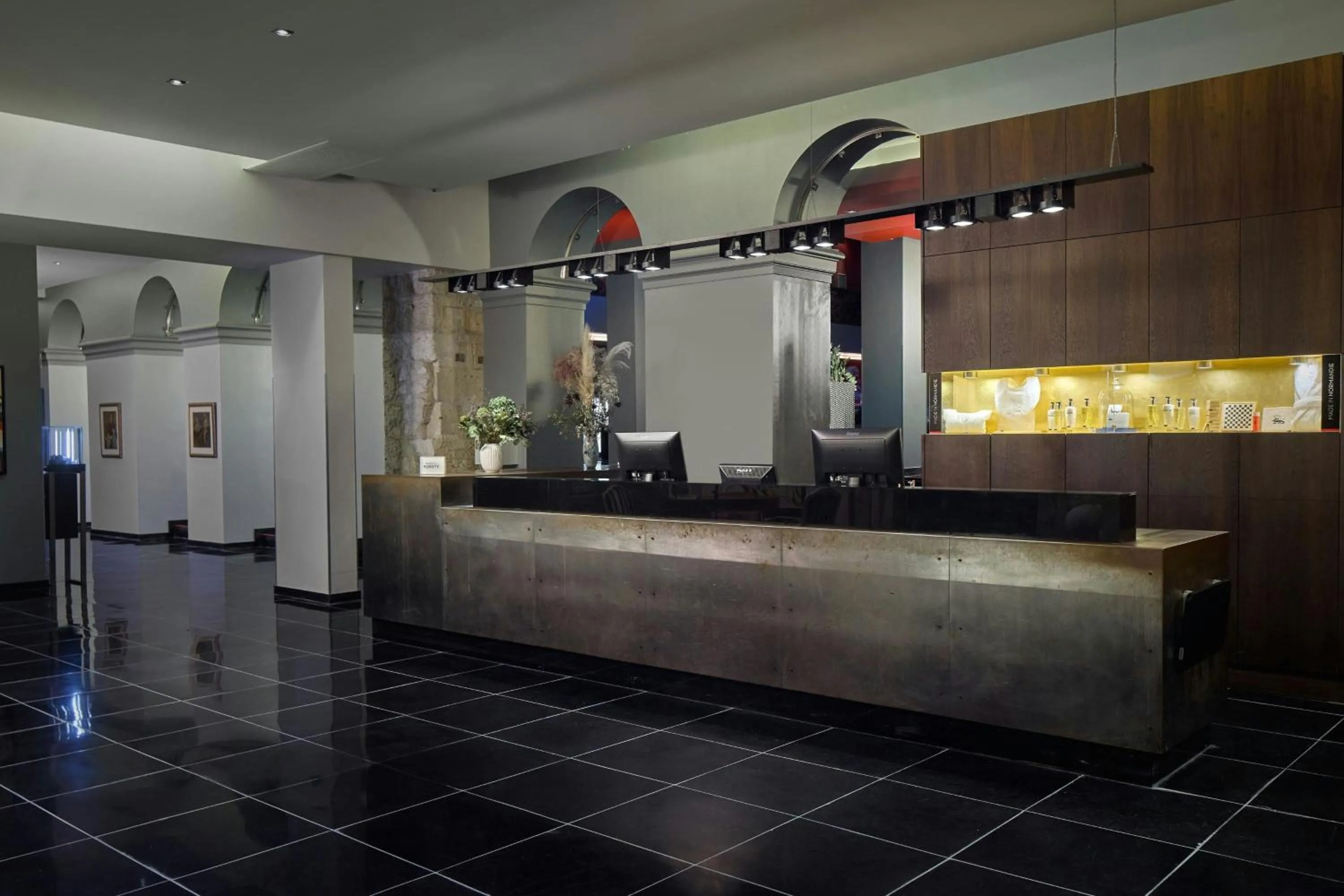 Lobby or reception in Hôtel de Bourgtheroulde, Autograph Collection