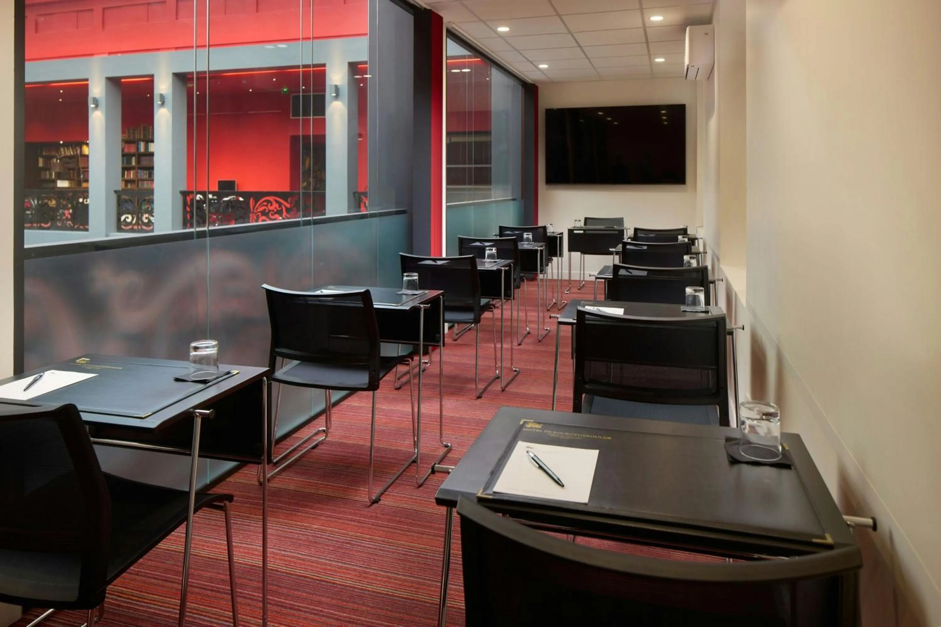 Meeting/conference room in Hôtel de Bourgtheroulde, Autograph Collection