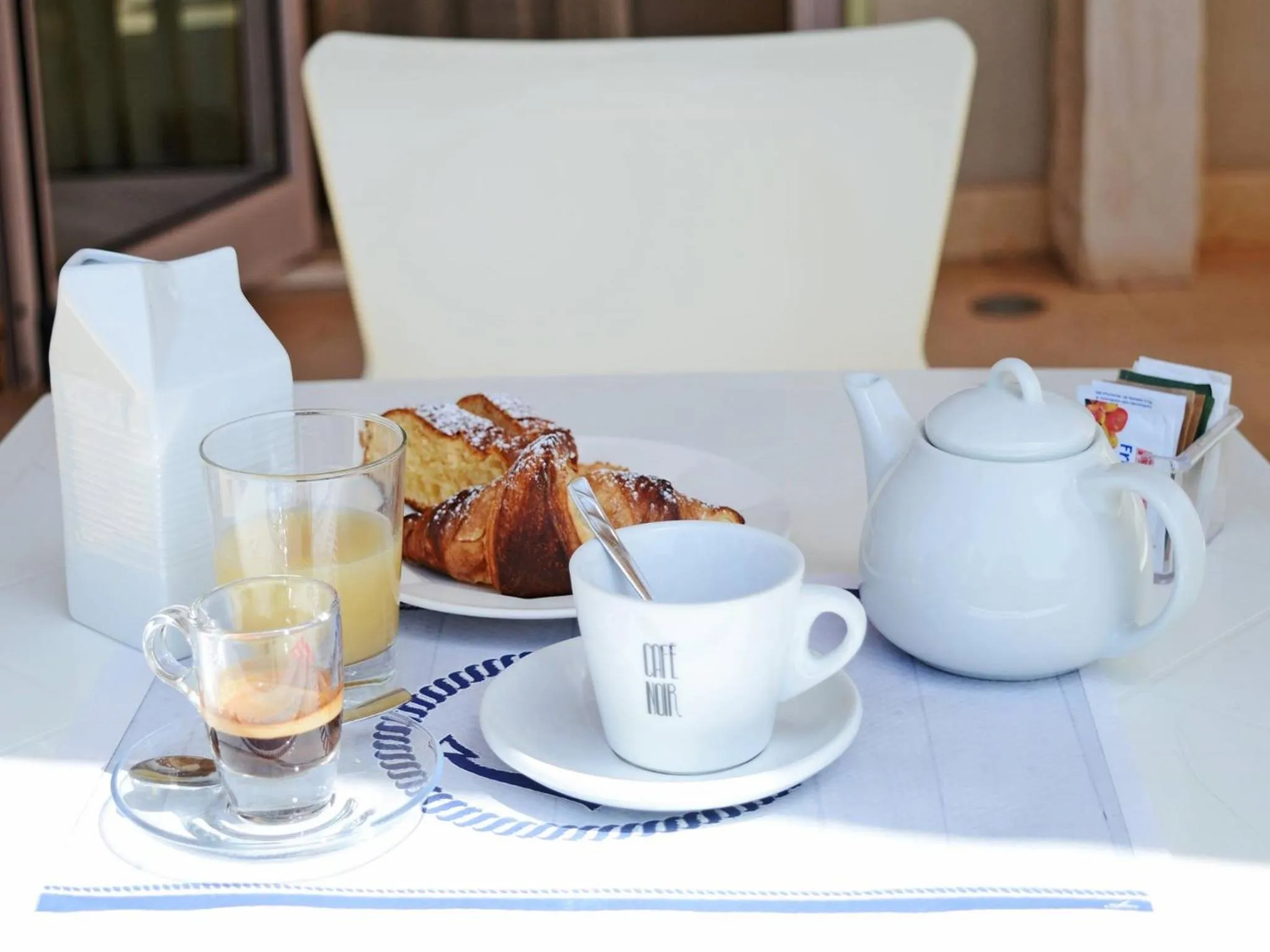 Breakfast in Hotel Mar & Sol