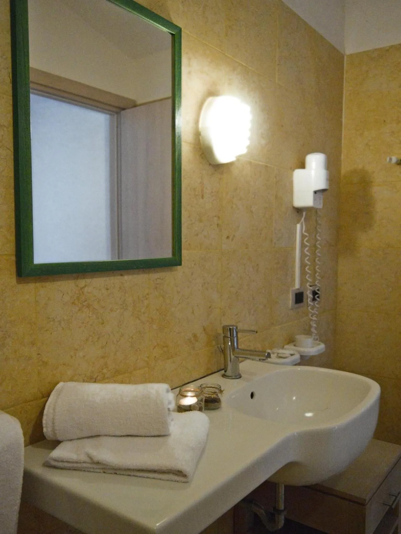 Toilet in Hotel Mar & Sol