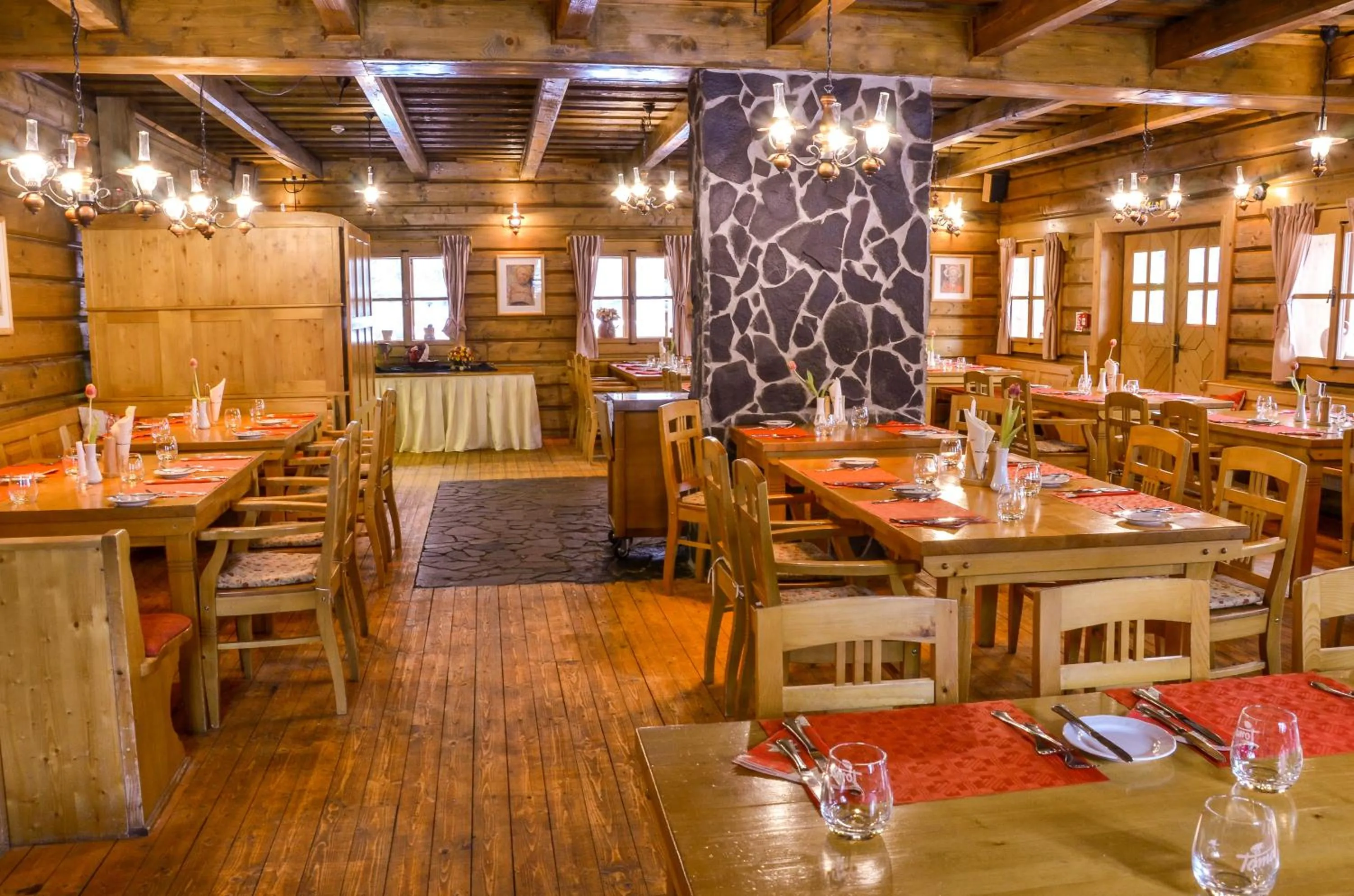 Restaurant/places to eat in Hotel****Liptovský dvor