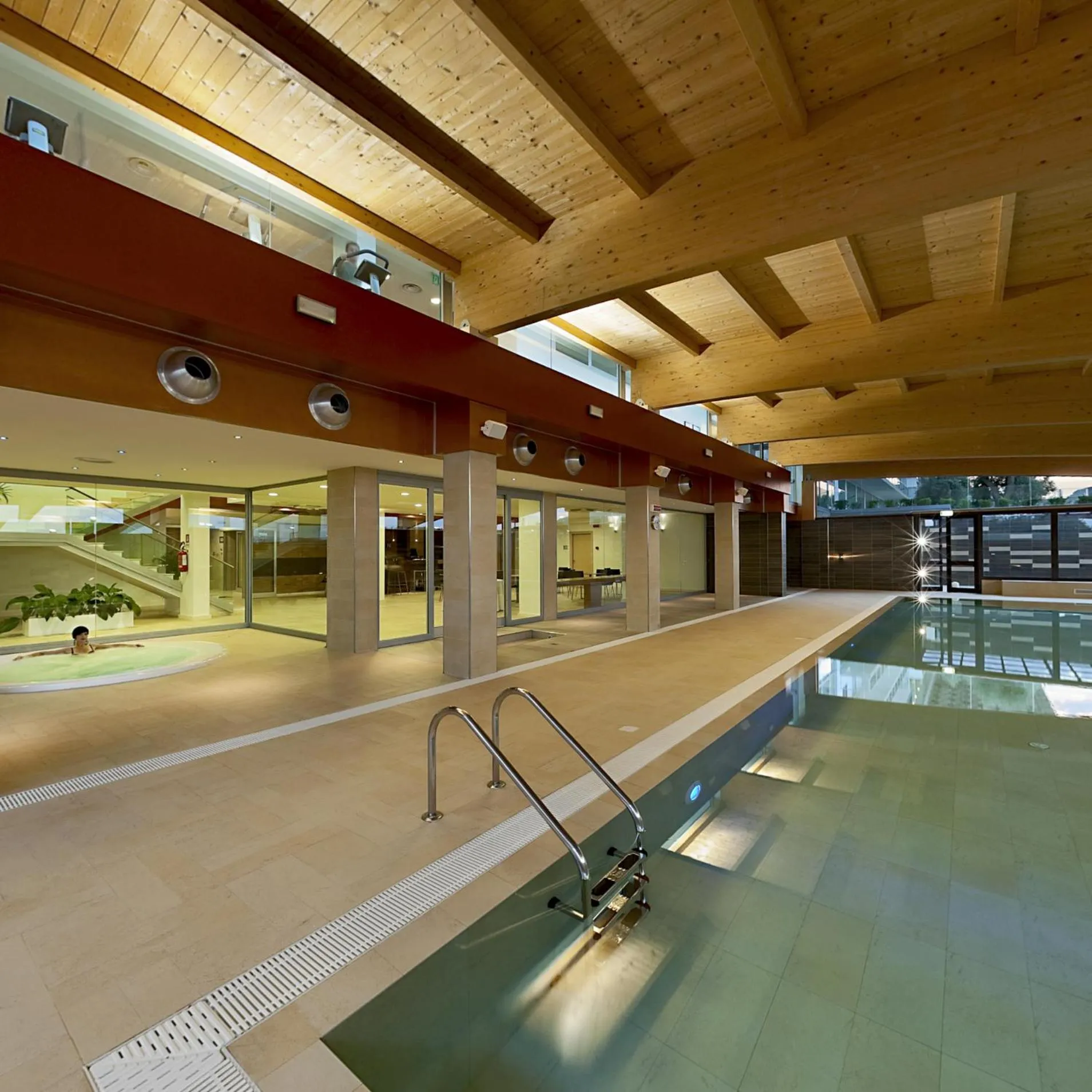 Swimming pool in Eureka Palace Hotel Spa Resort