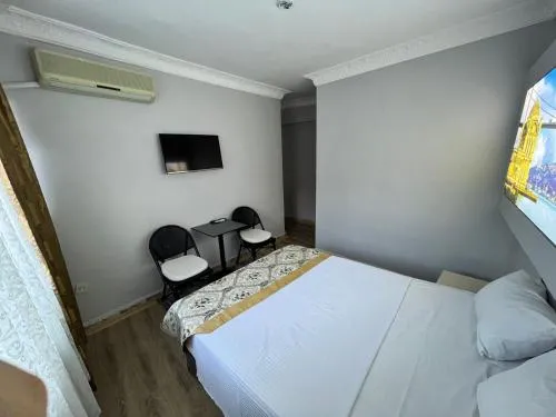 Elite Plus Family Hotel Old City