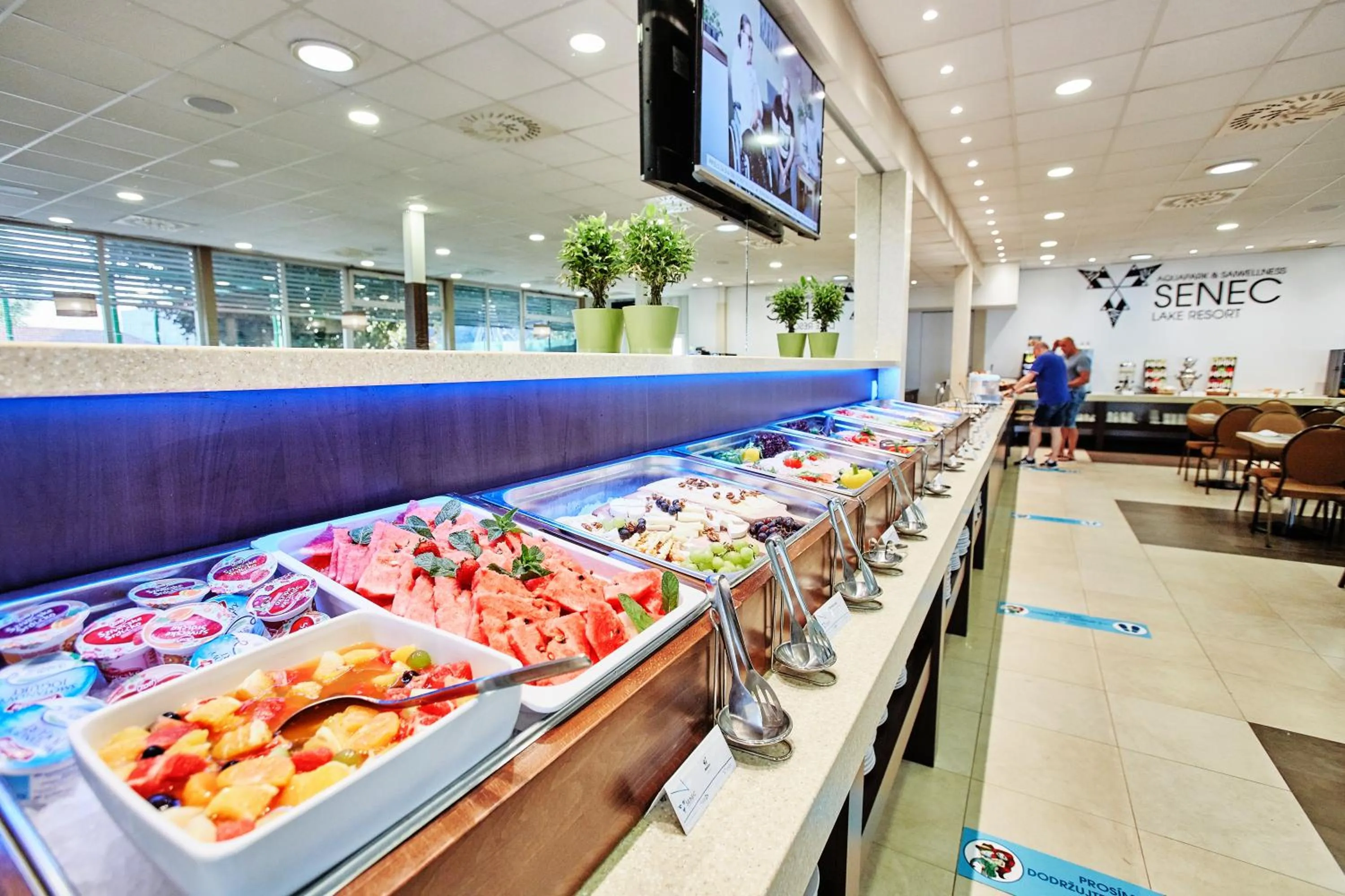 Food and drinks in Hotel Senec Aqua Resort - Family friendly