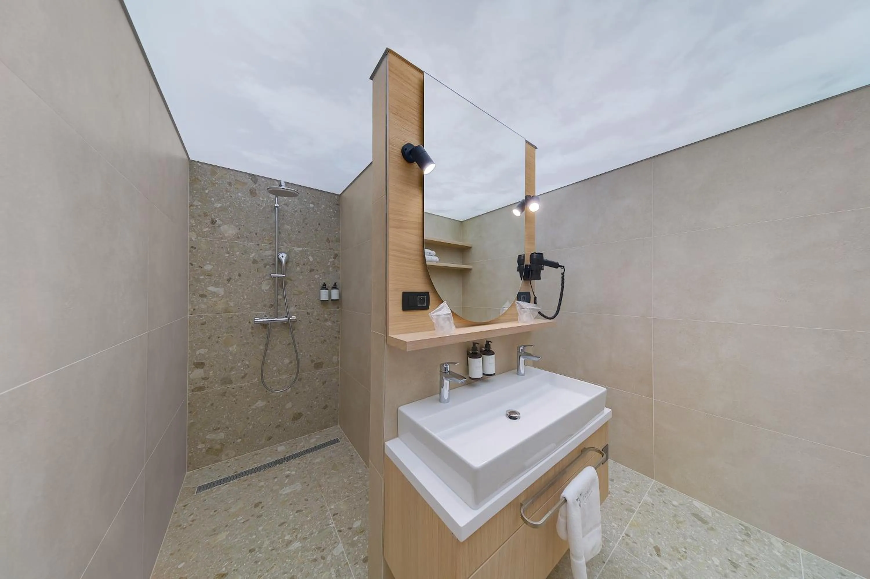 Bathroom in Hotel Senec Aqua Resort - Family friendly