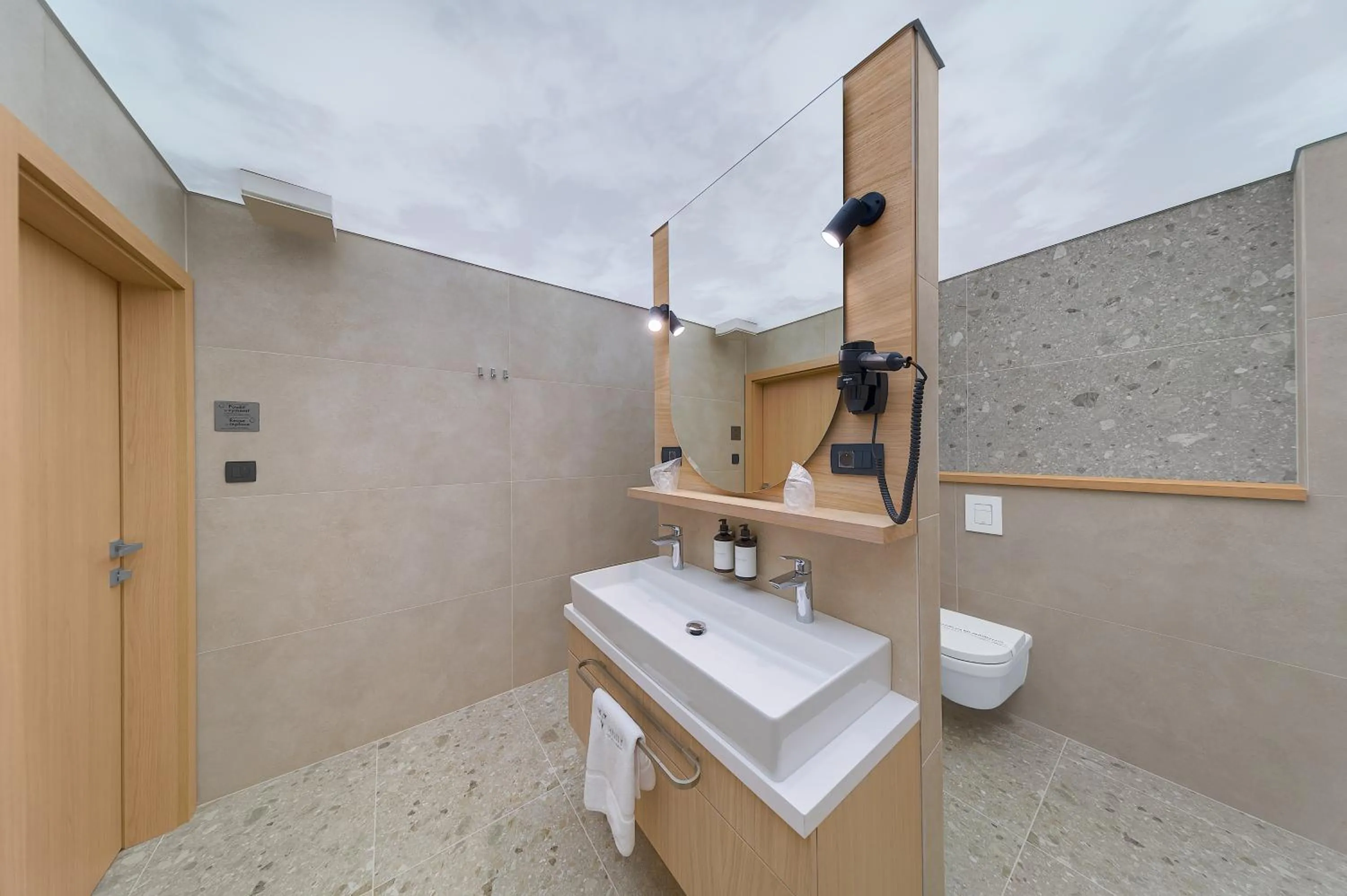 Bathroom in Hotel Senec Aqua Resort - Family friendly