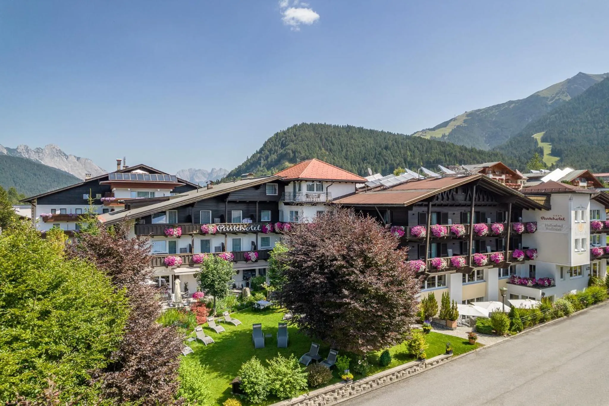 Property building in Parkhotel Seefeld